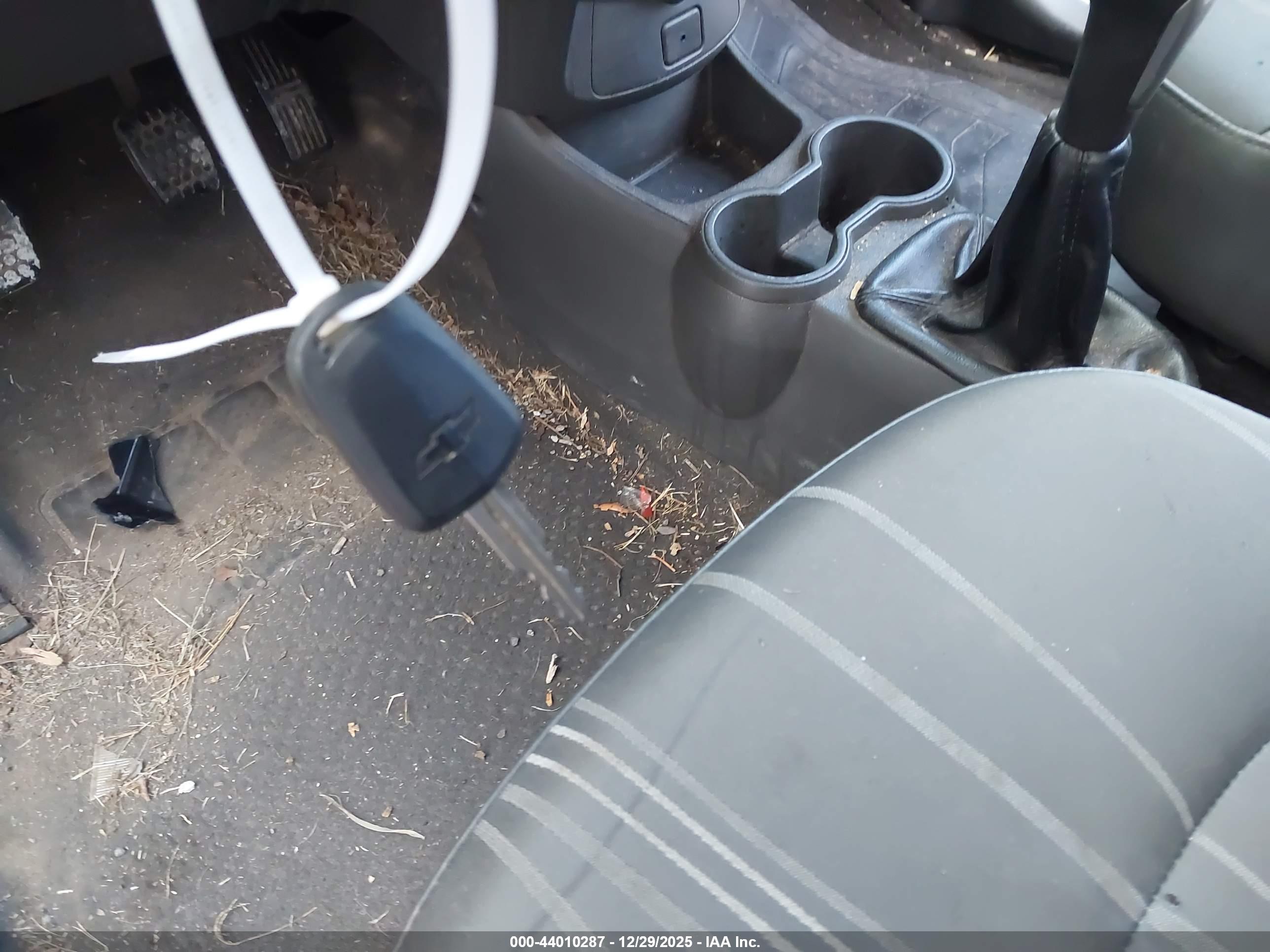 CHEVROLET SPARK image 11