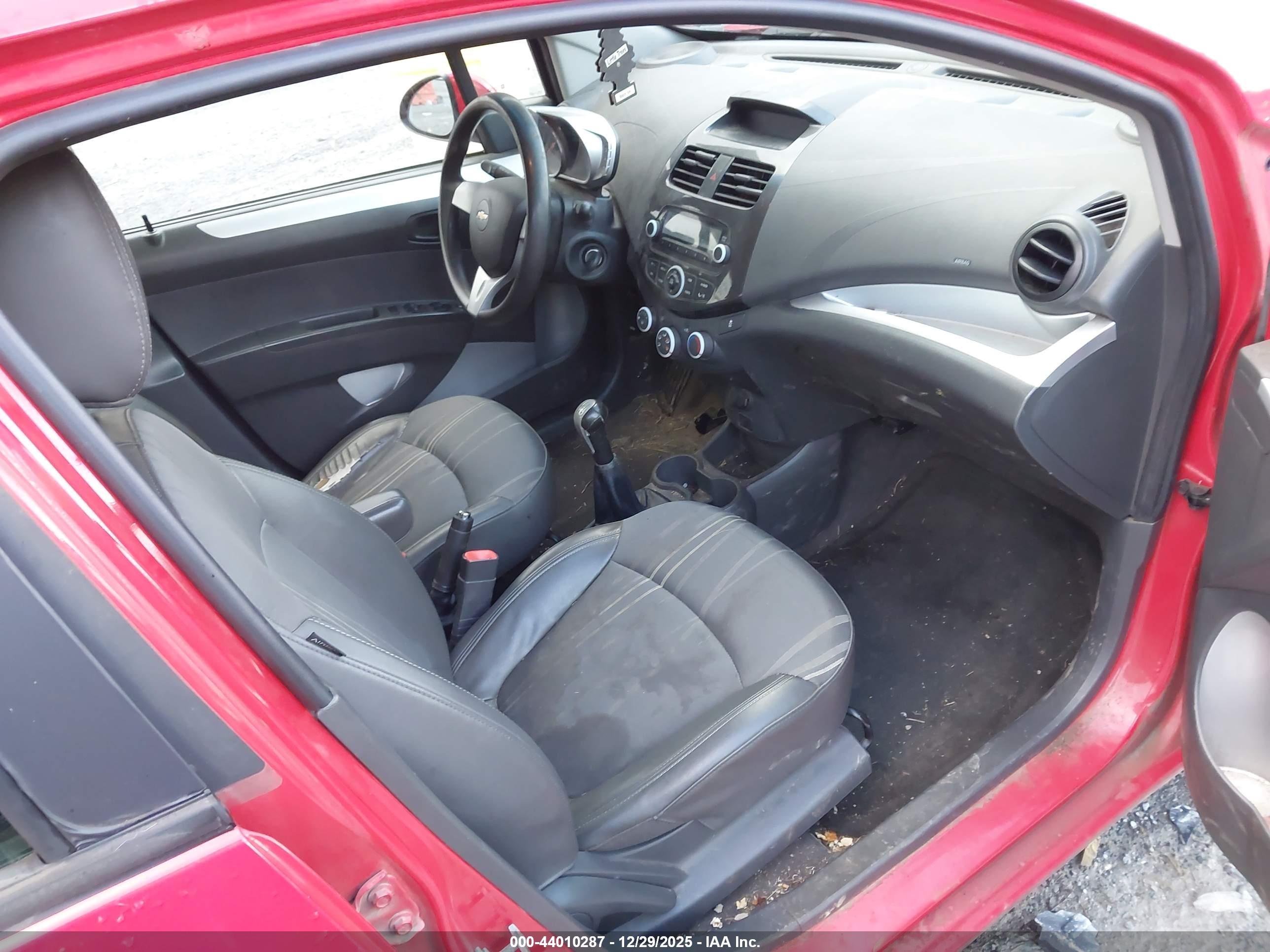 CHEVROLET SPARK image 5