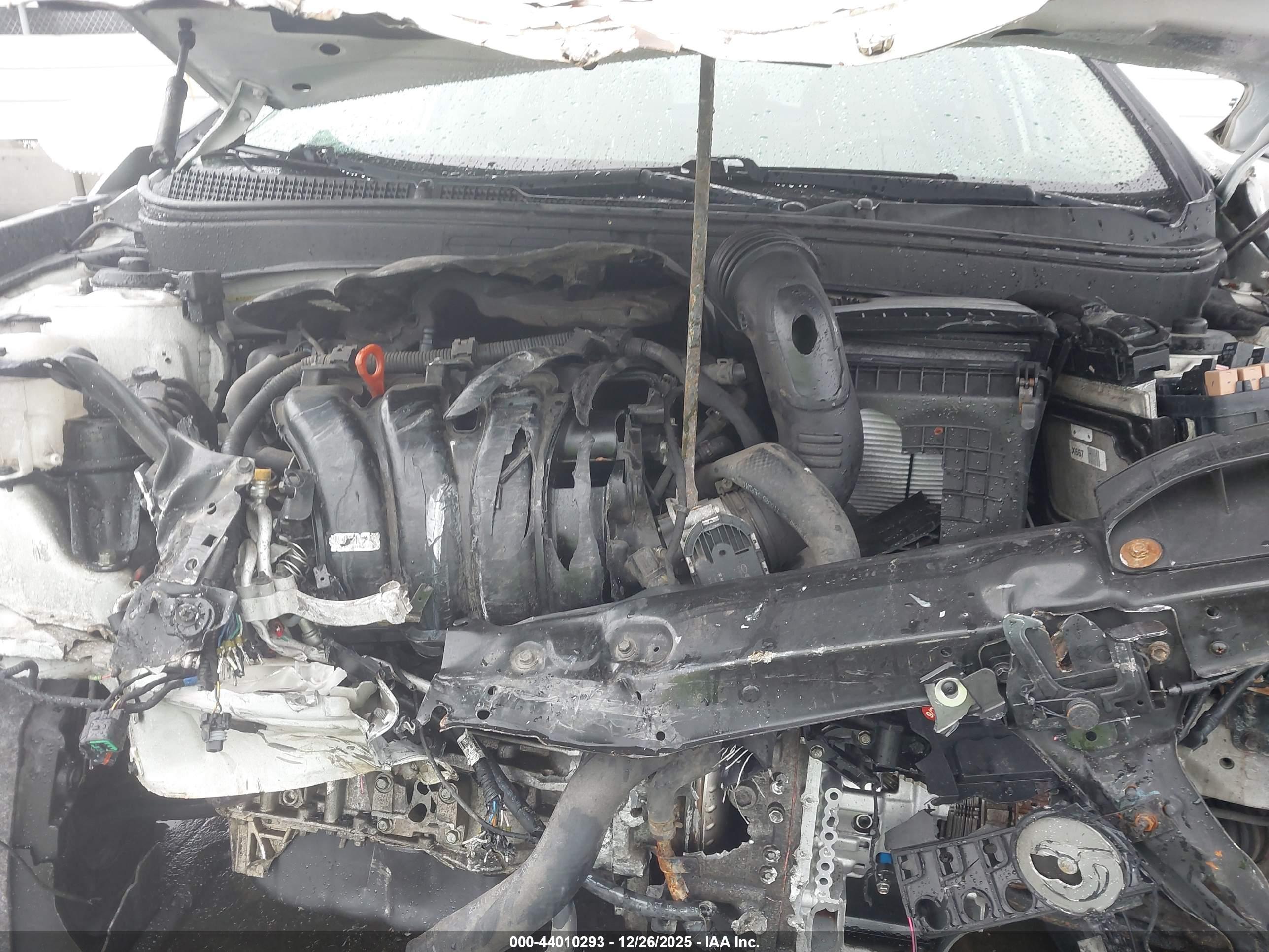HYUNDAI SONATA image 10