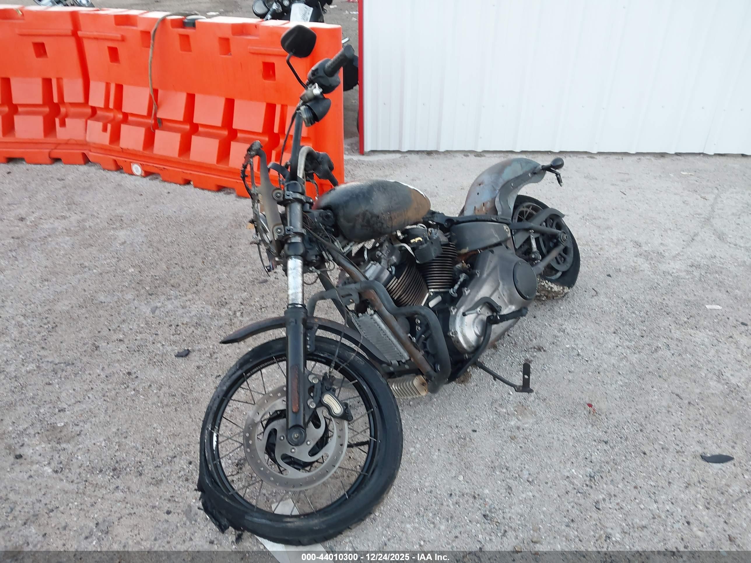 HARLEY-DAVIDSON FXBB image 2