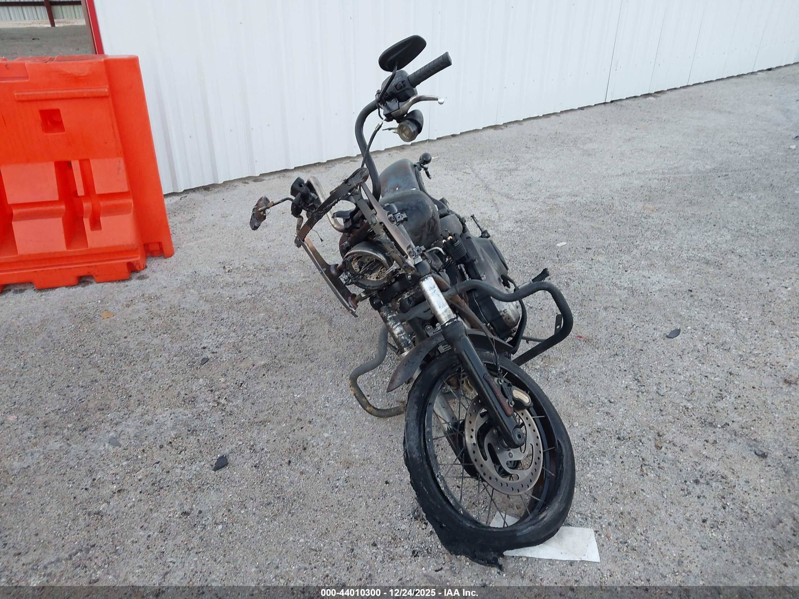 HARLEY-DAVIDSON FXBB image 5