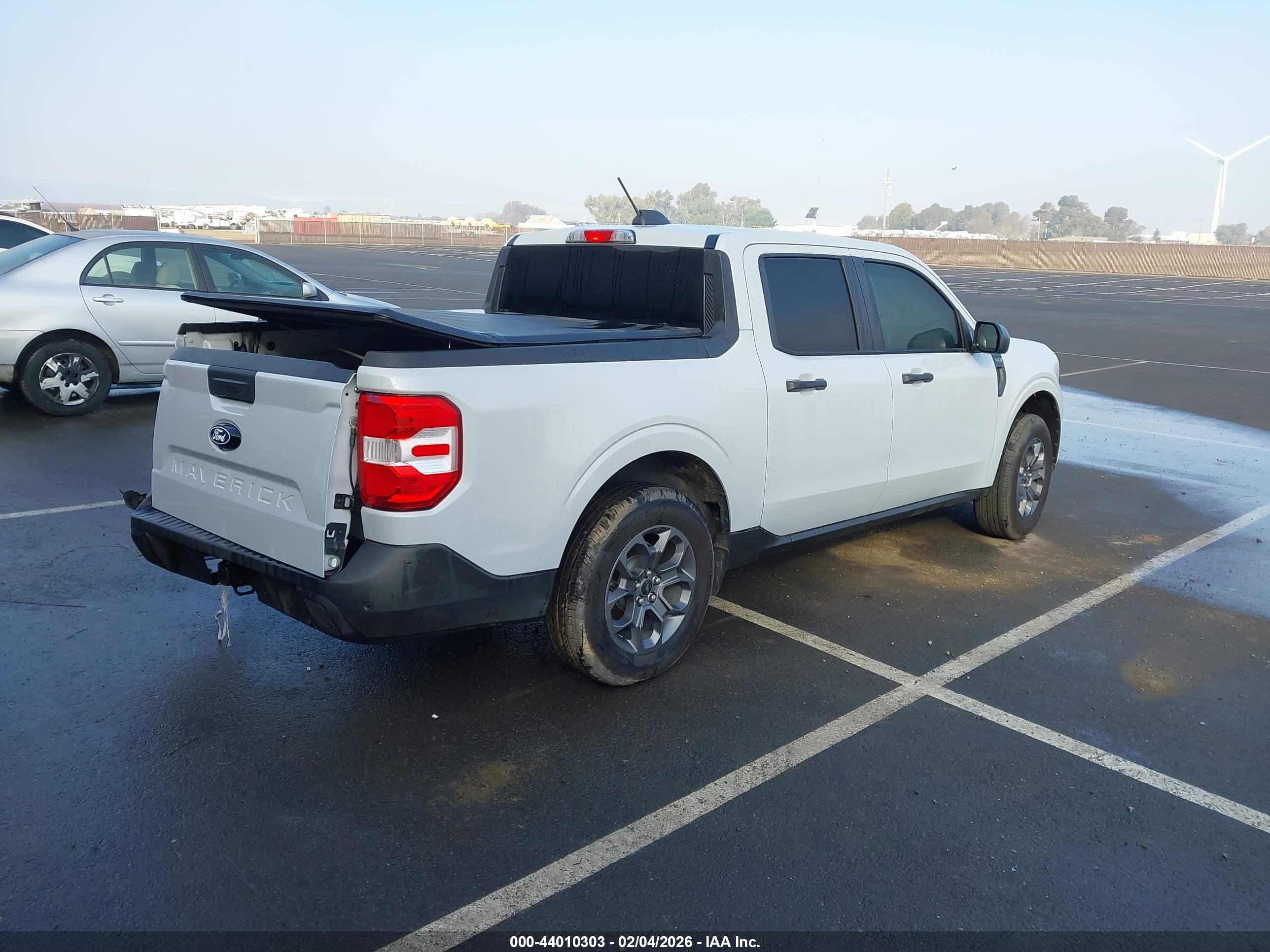 FORD MAVERICK image 4