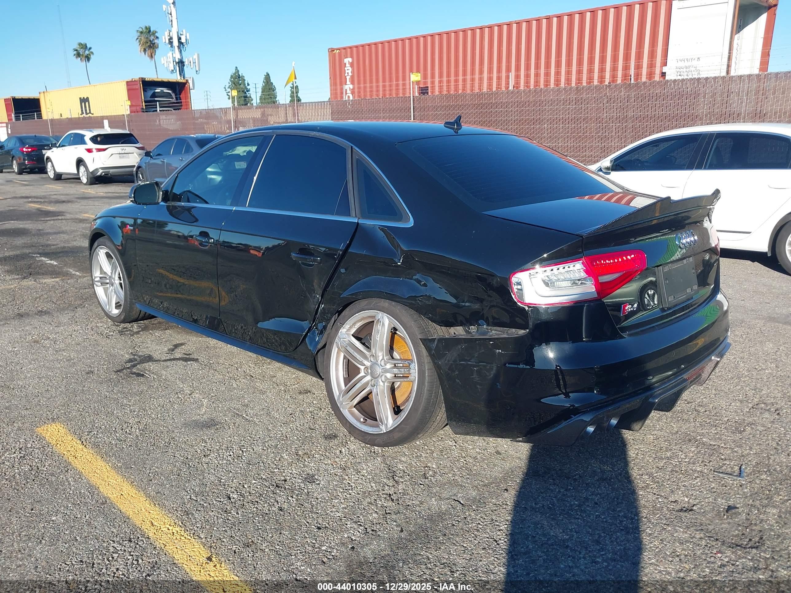 AUDI S4 image 3