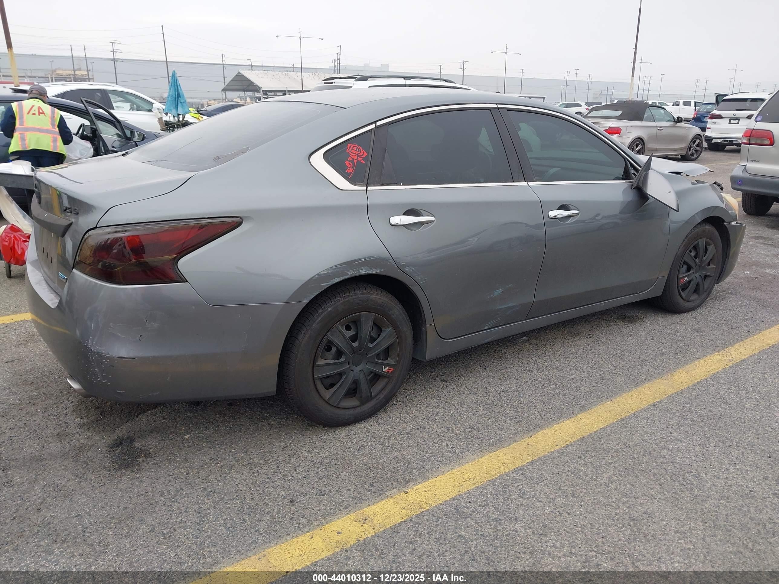 NISSAN ALTIMA image 4