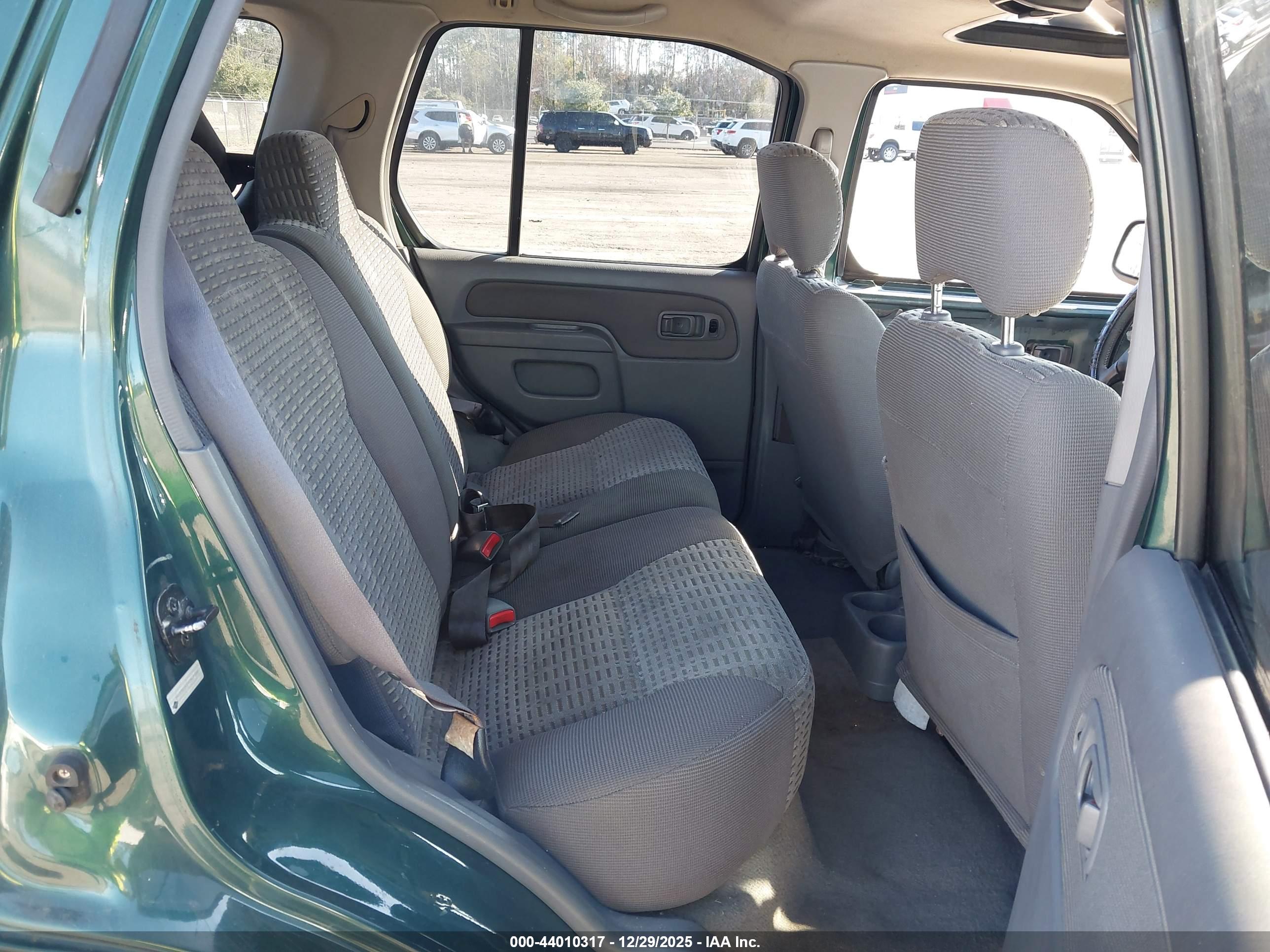 NISSAN XTERRA image 8