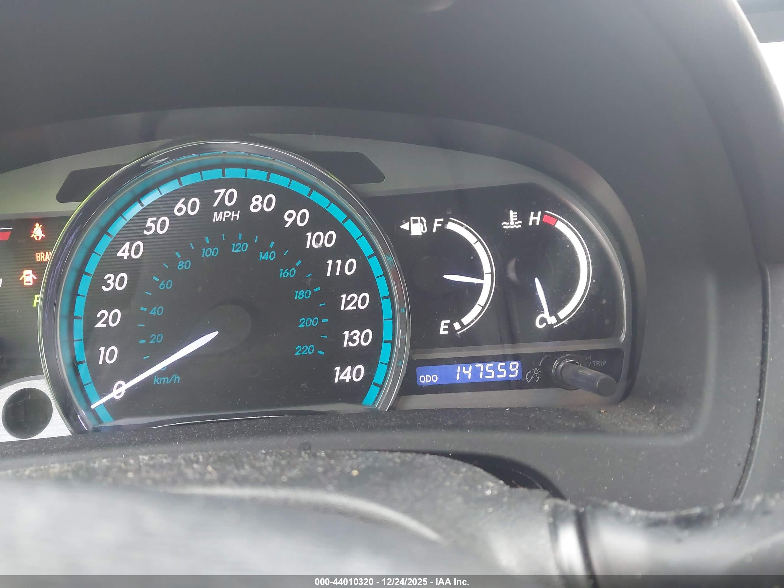 TOYOTA VENZA image 7