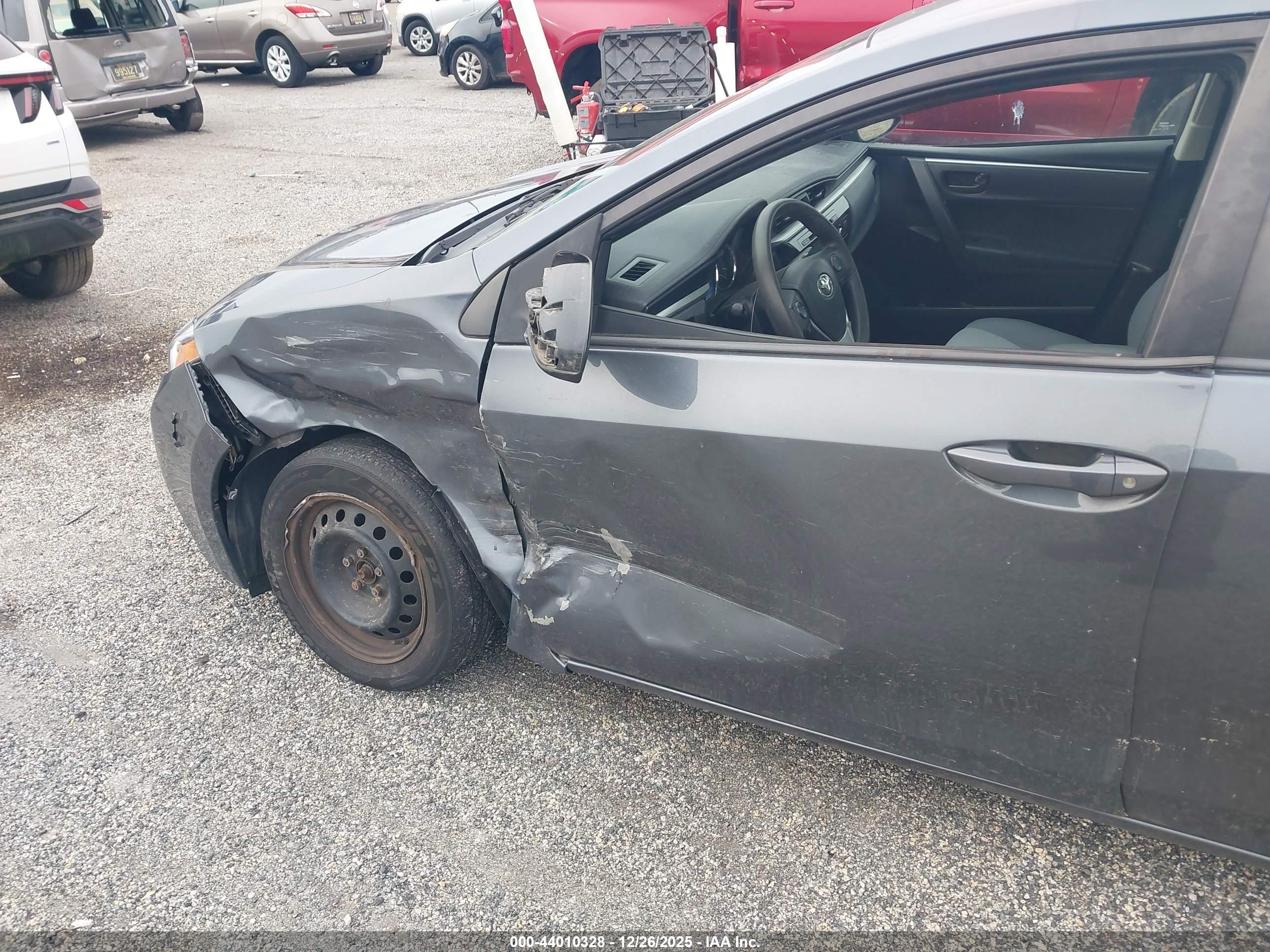 TOYOTA COROLLA image 6