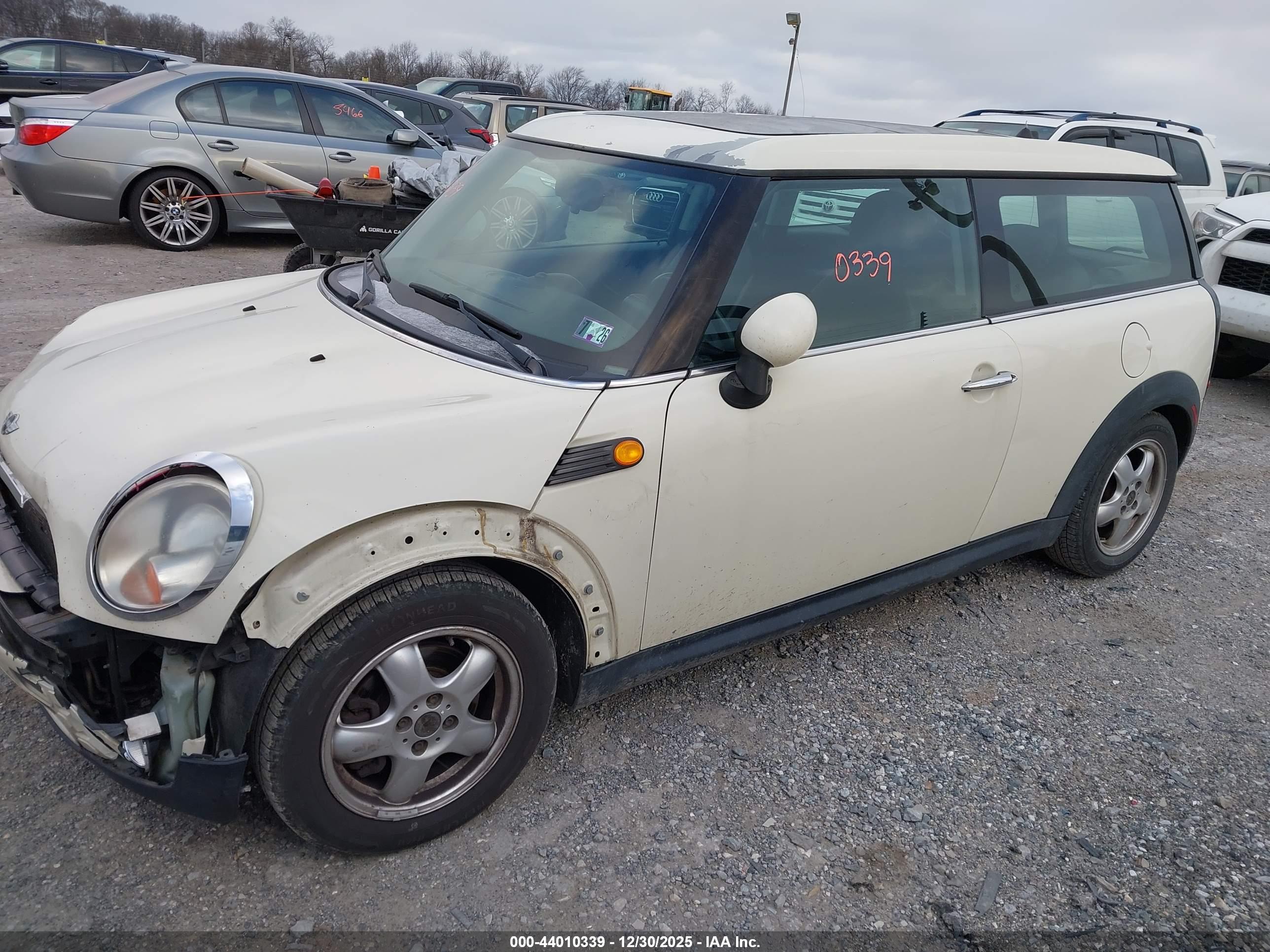 MINI COOPER image 2