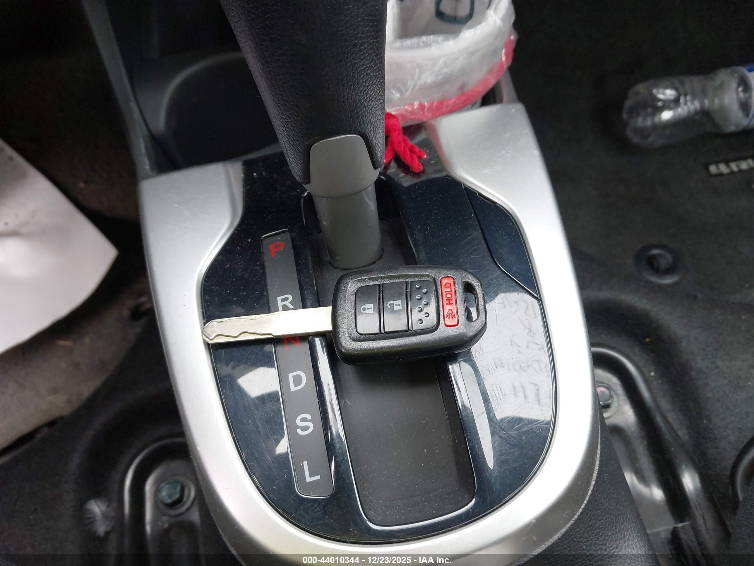 HONDA FIT image 11