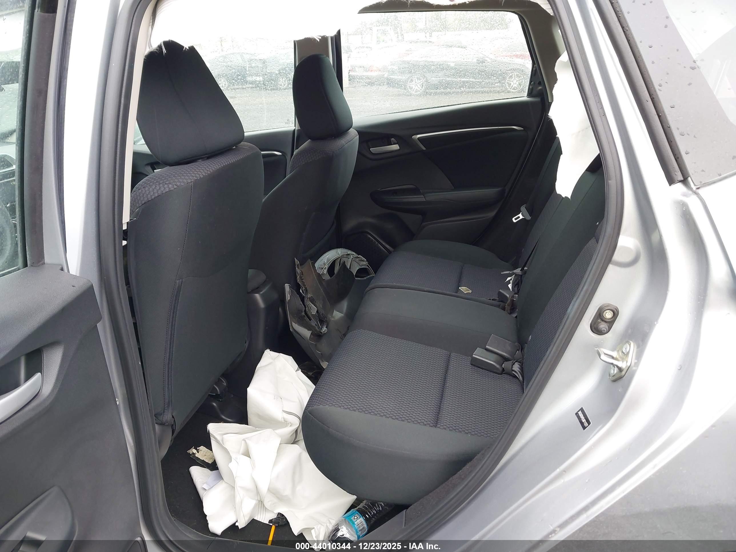 HONDA FIT image 8