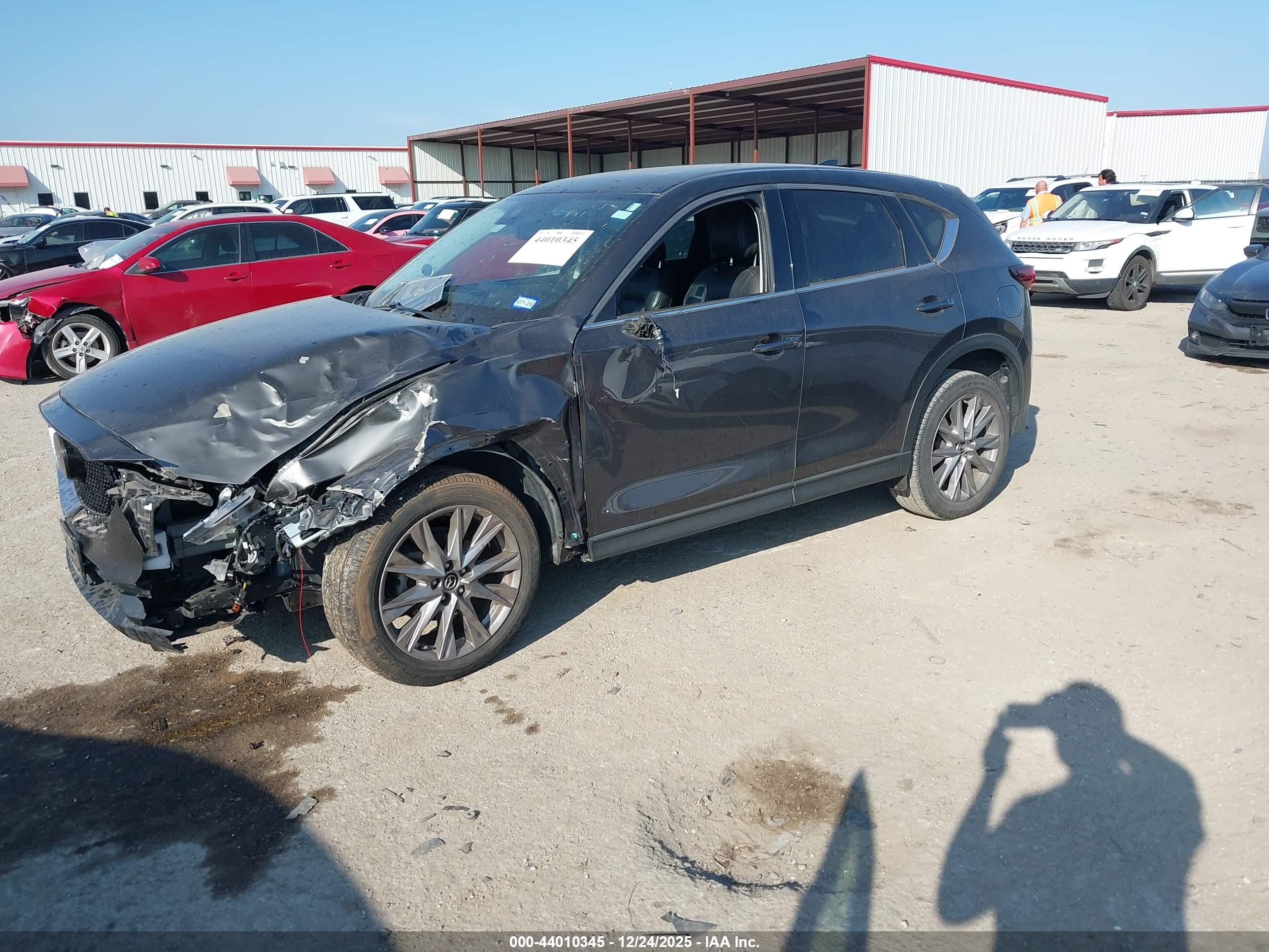 MAZDA CX-5 image 2
