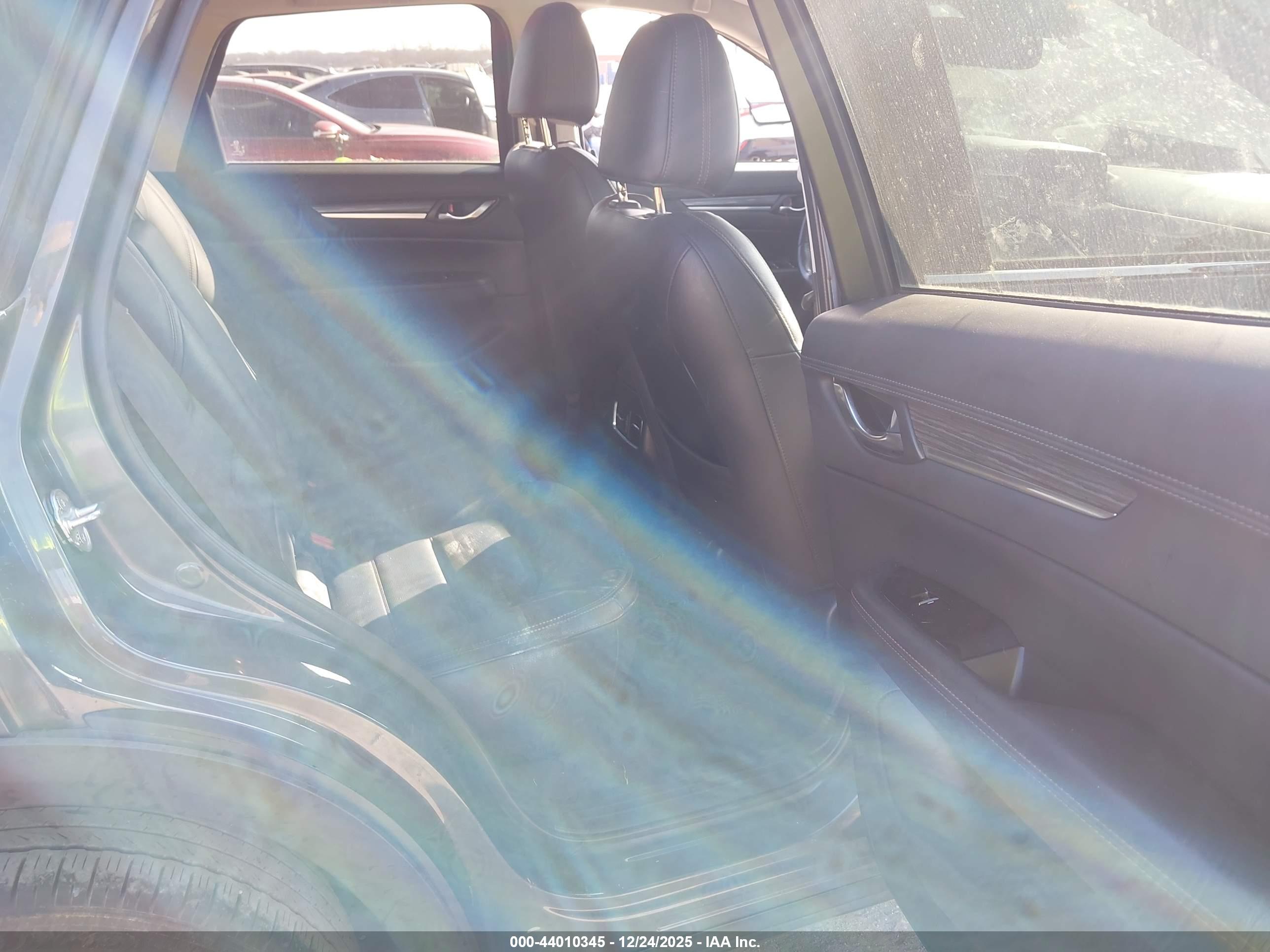 MAZDA CX-5 image 8