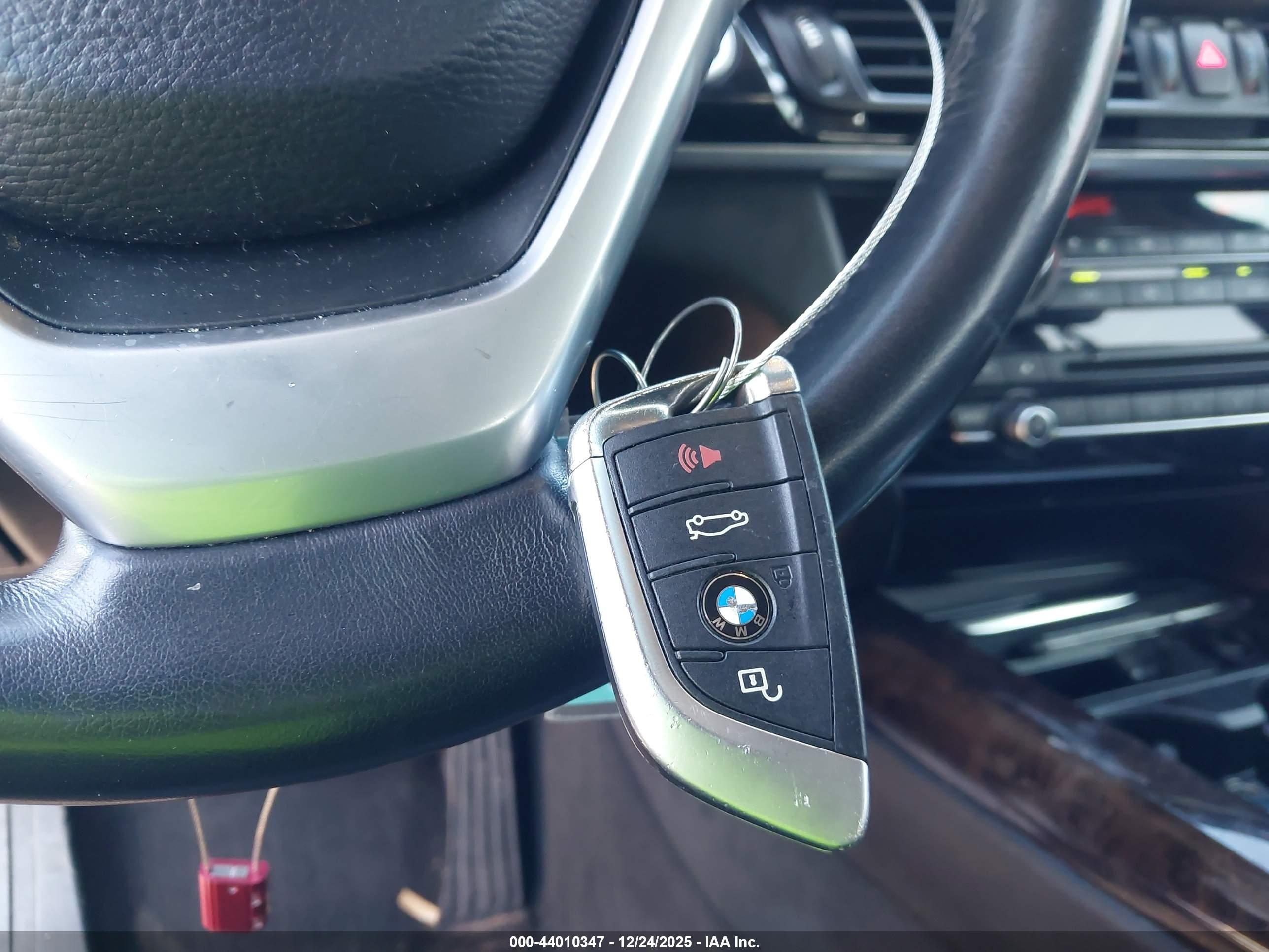 BMW X5 image 11