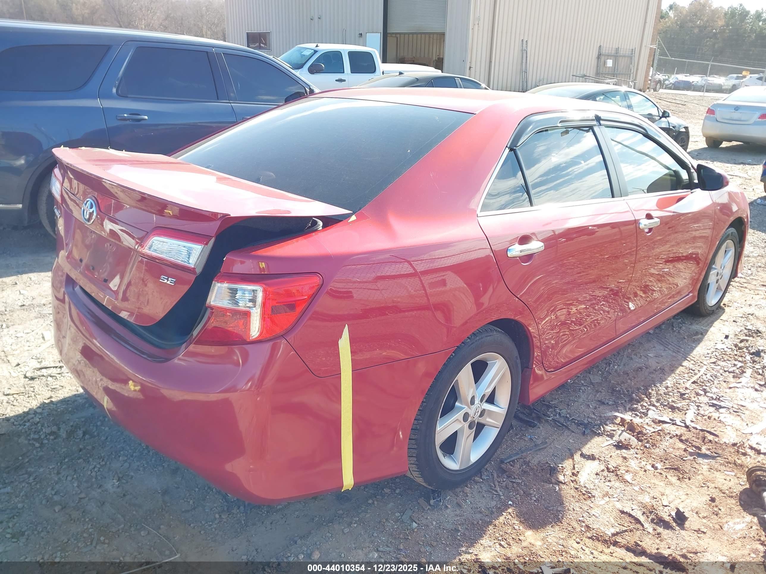 TOYOTA CAMRY image 4