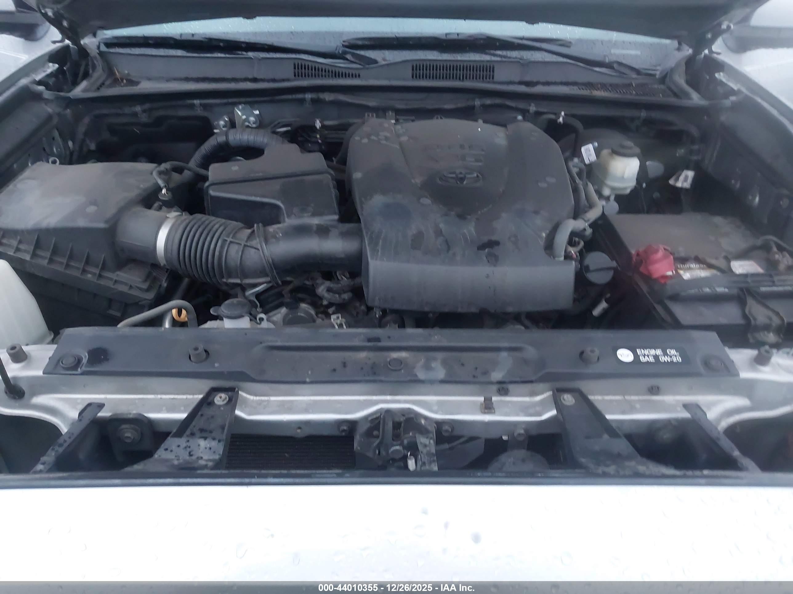 TOYOTA TACOMA image 10
