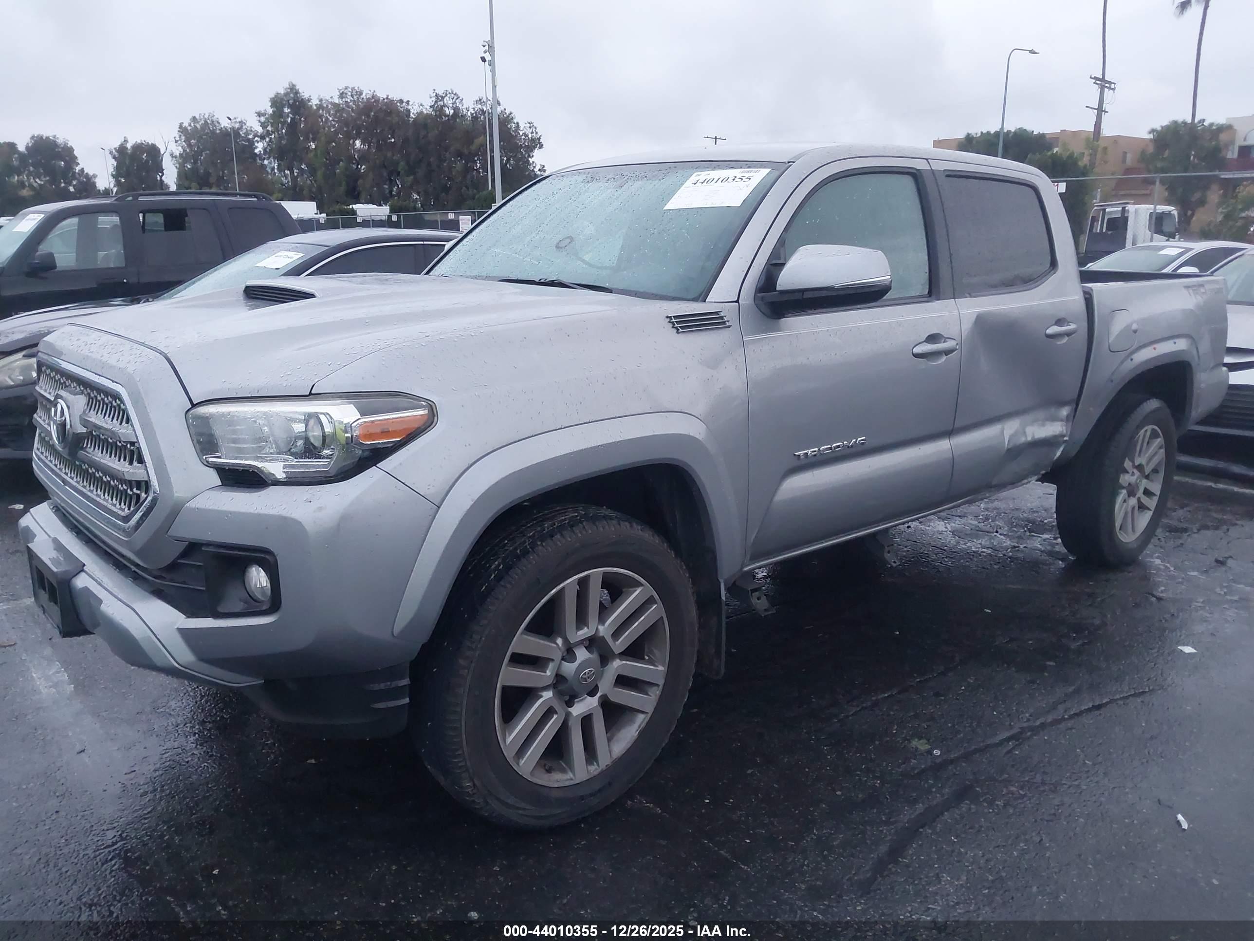 TOYOTA TACOMA image 2