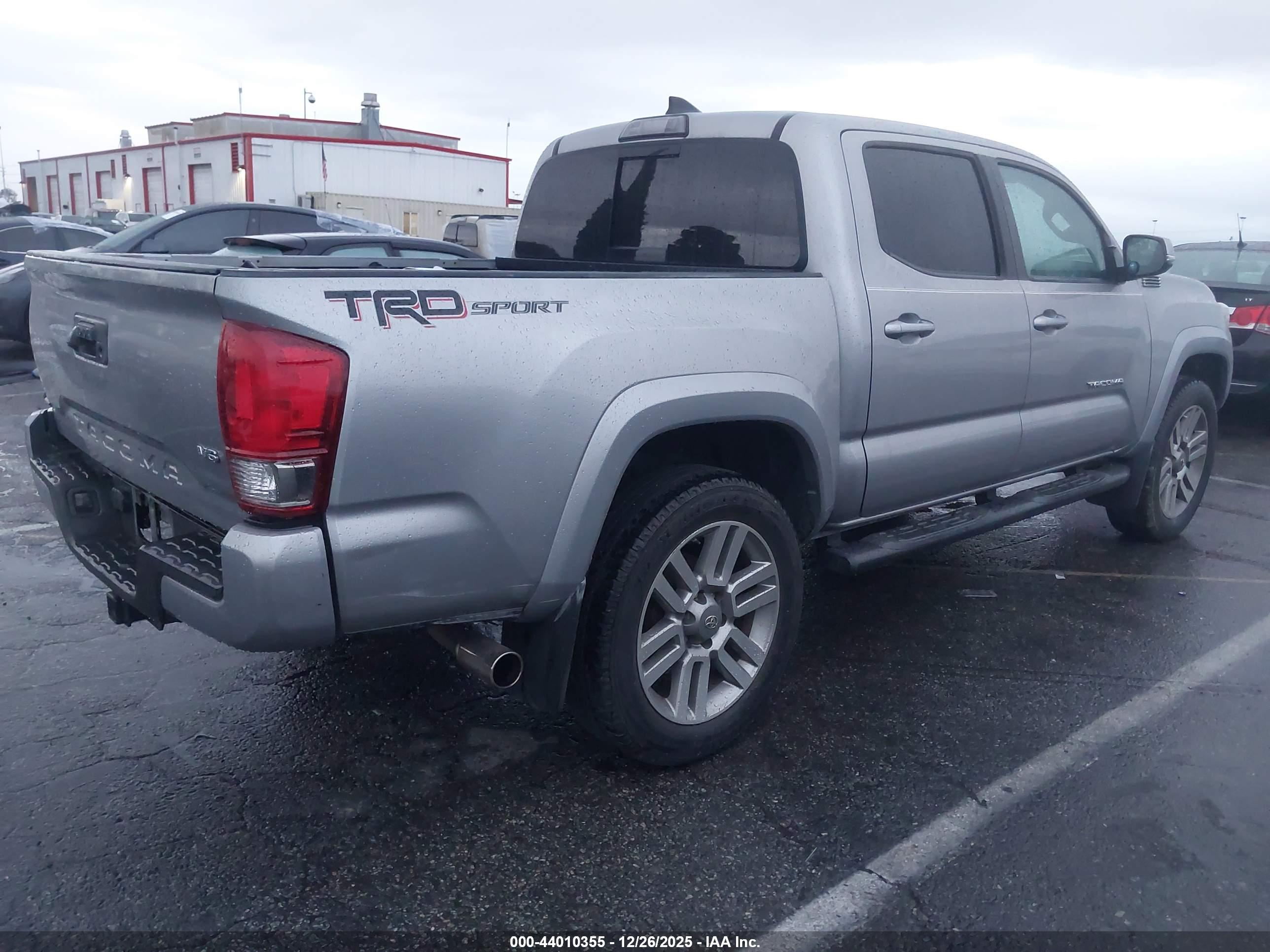 TOYOTA TACOMA image 4