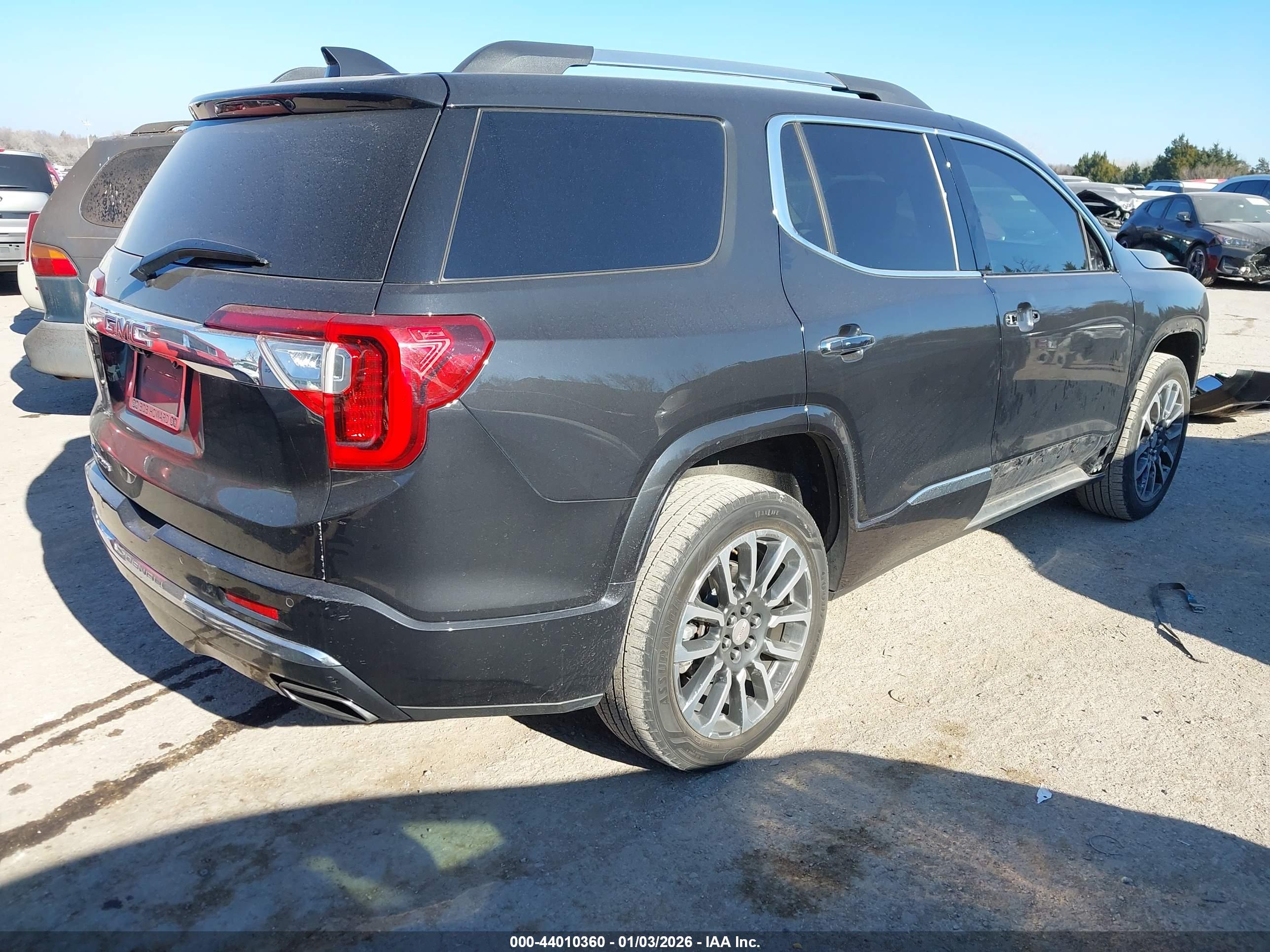 GMC ACADIA image 4