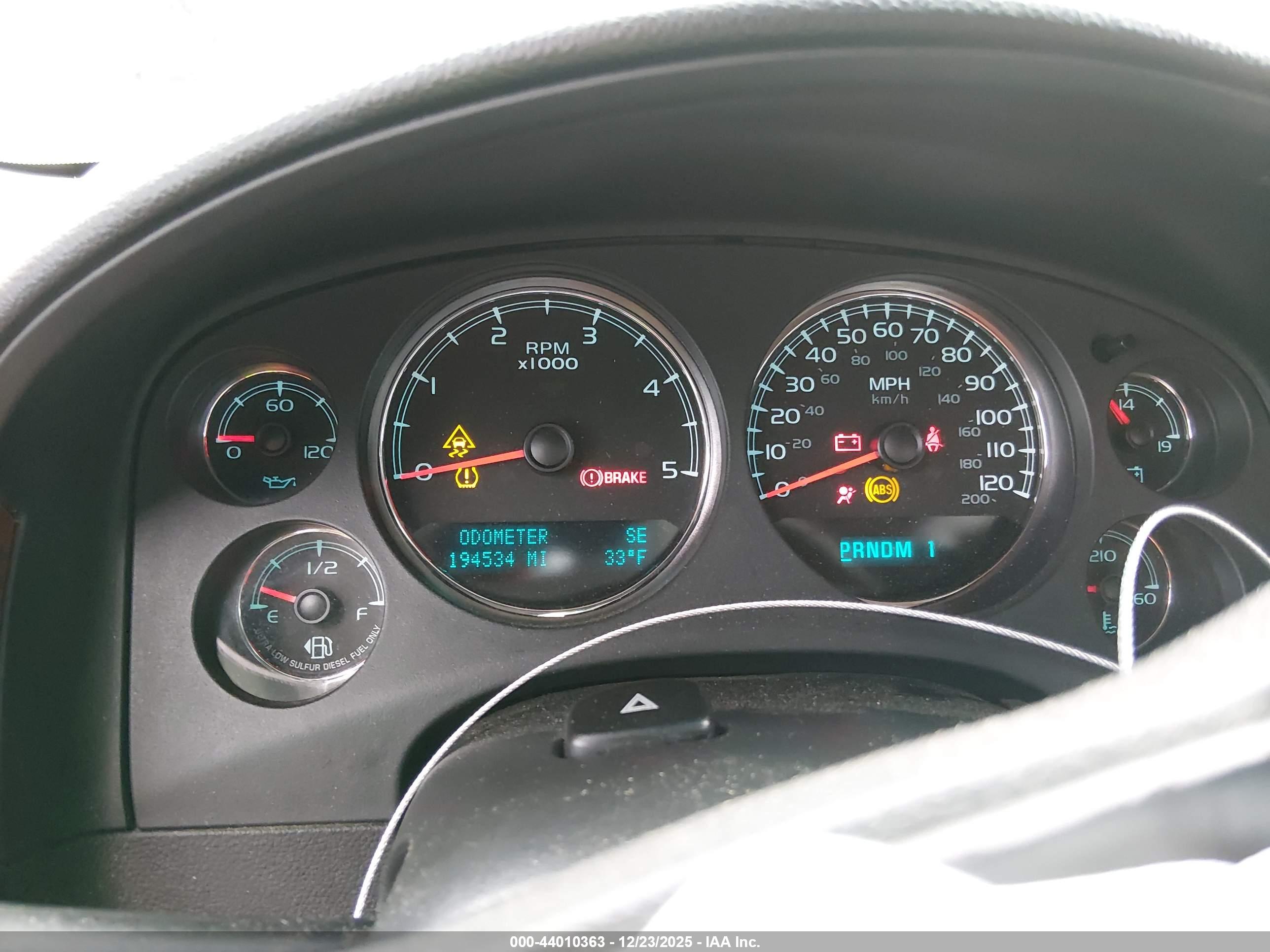 CHEVROLET SILVERADO image 7