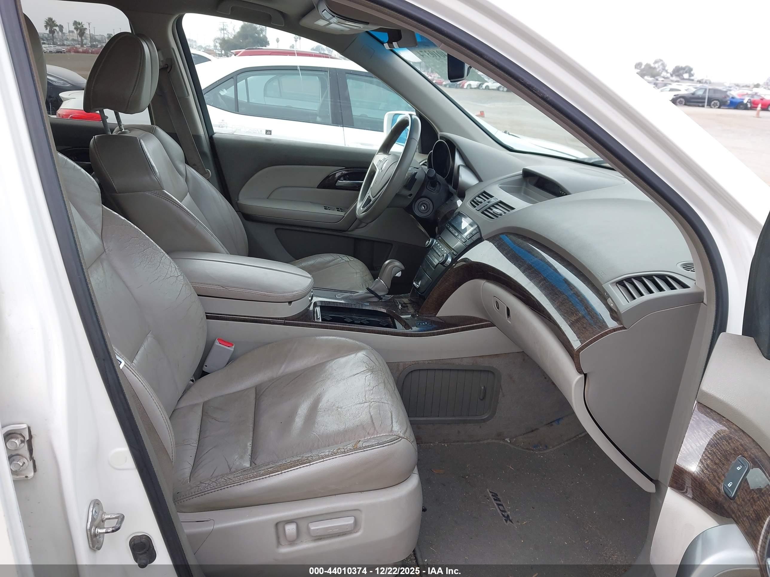 ACURA MDX image 5