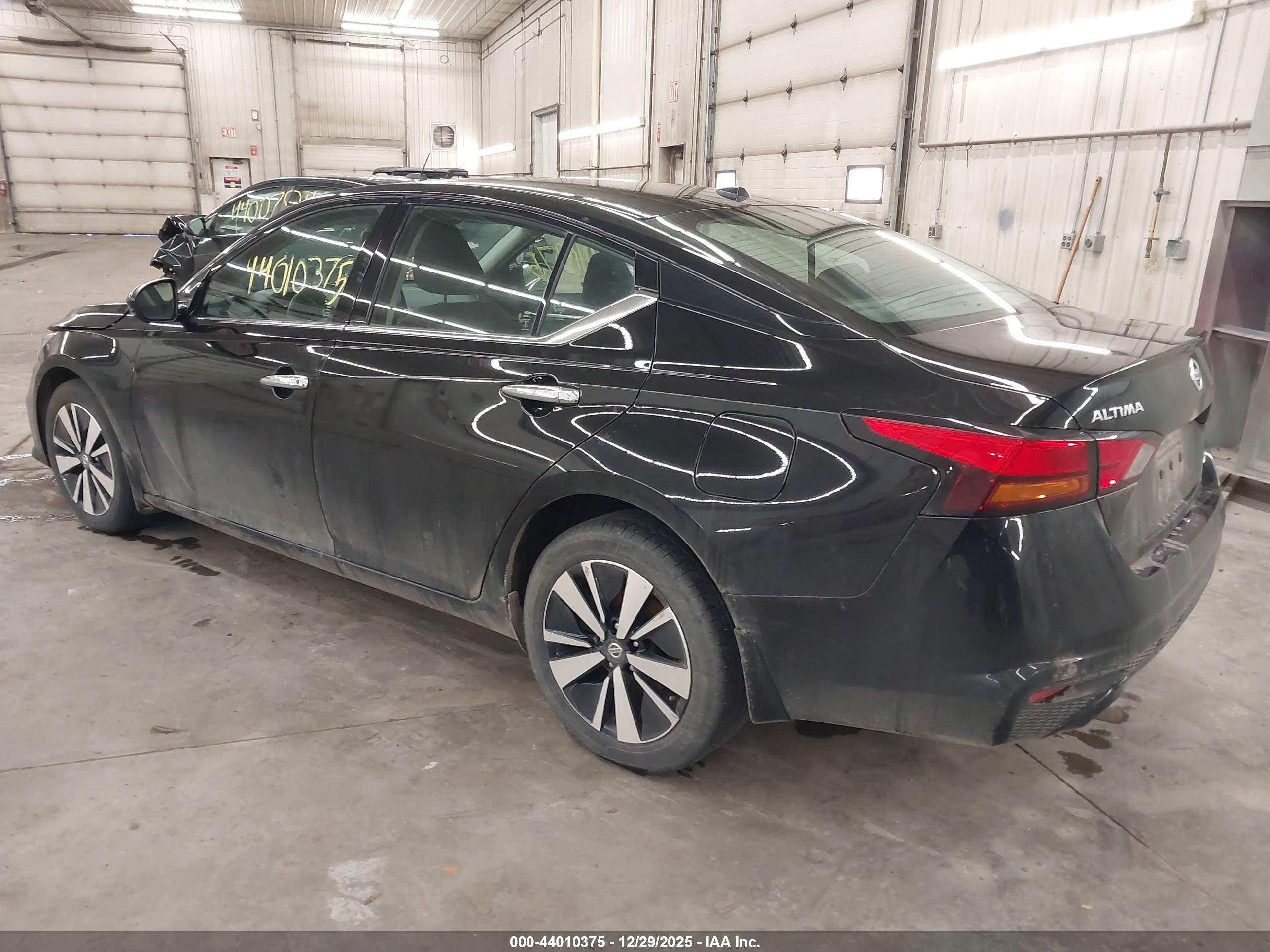 NISSAN ALTIMA image 3