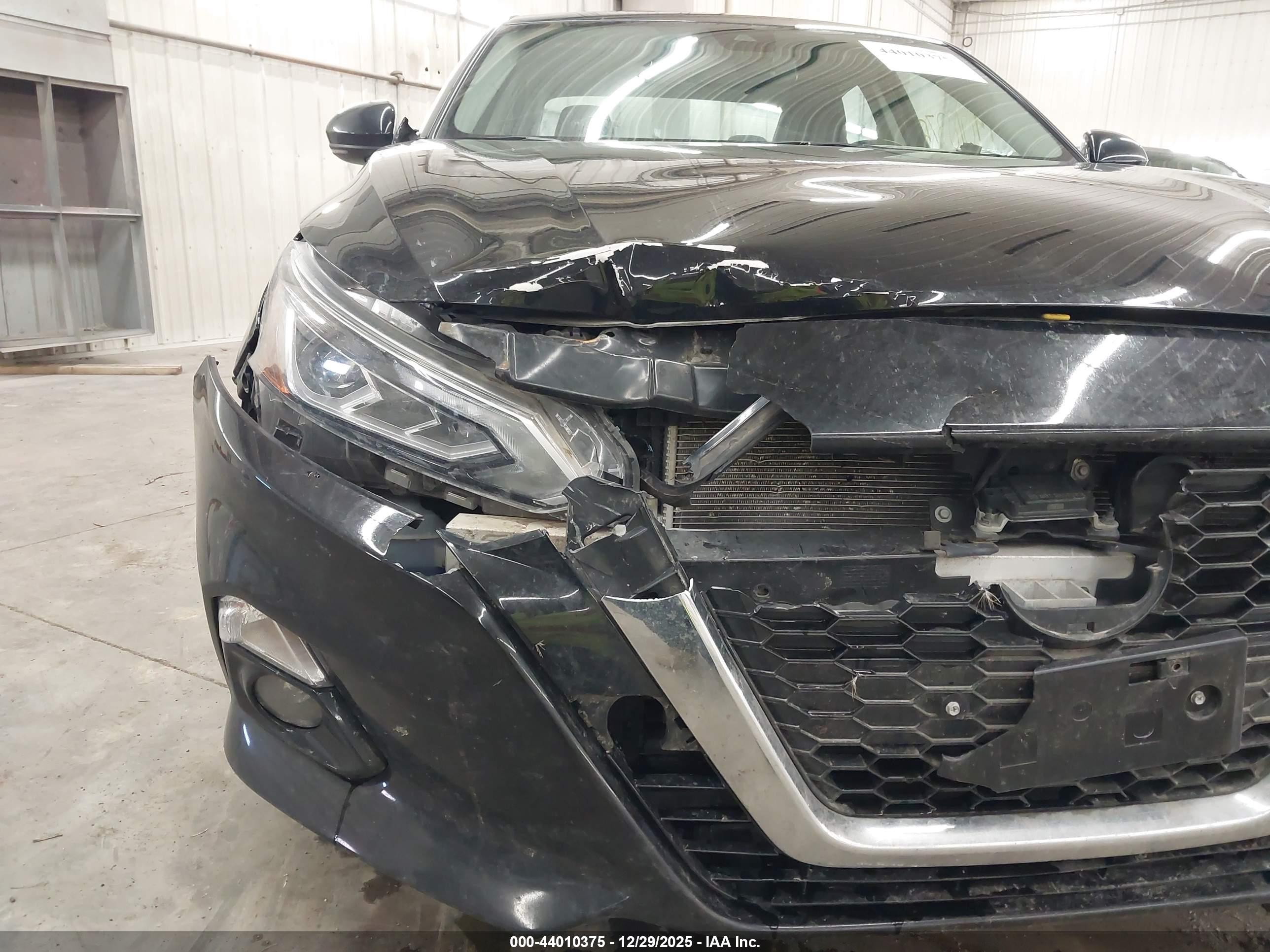 NISSAN ALTIMA image 6