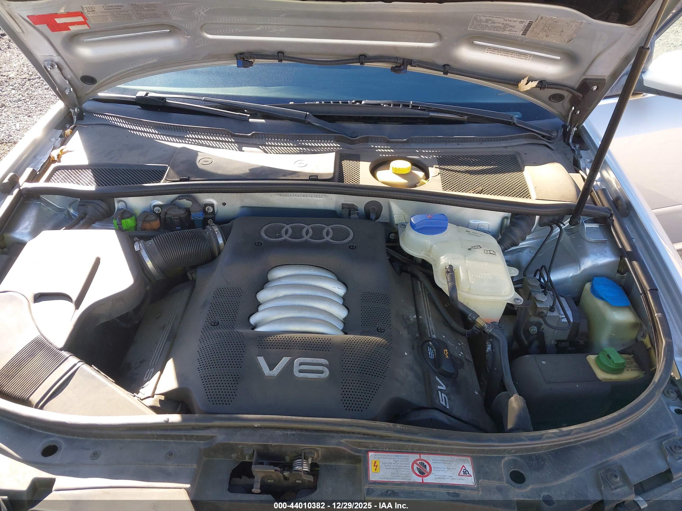 AUDI A6 image 10