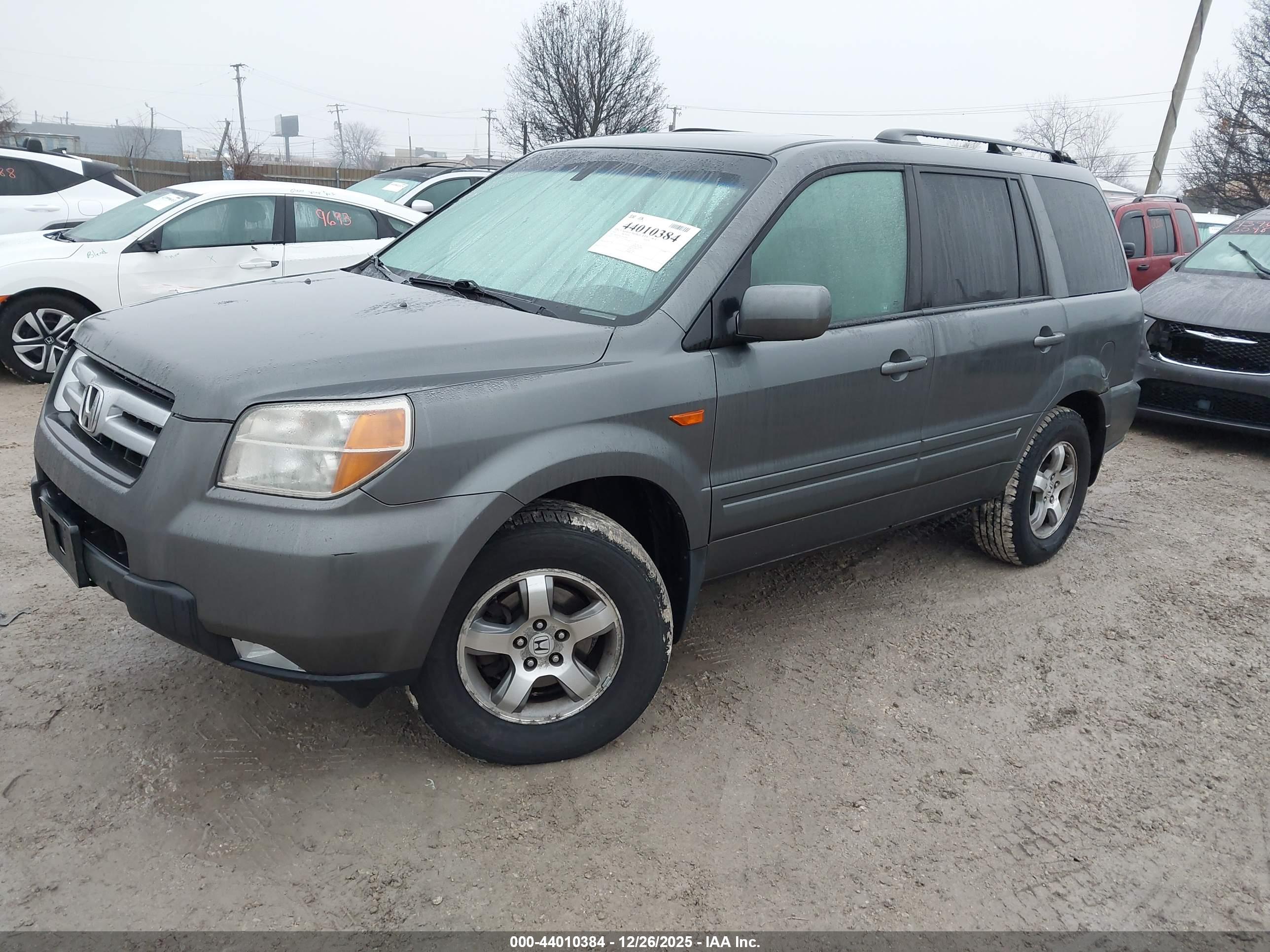 HONDA PILOT image 2