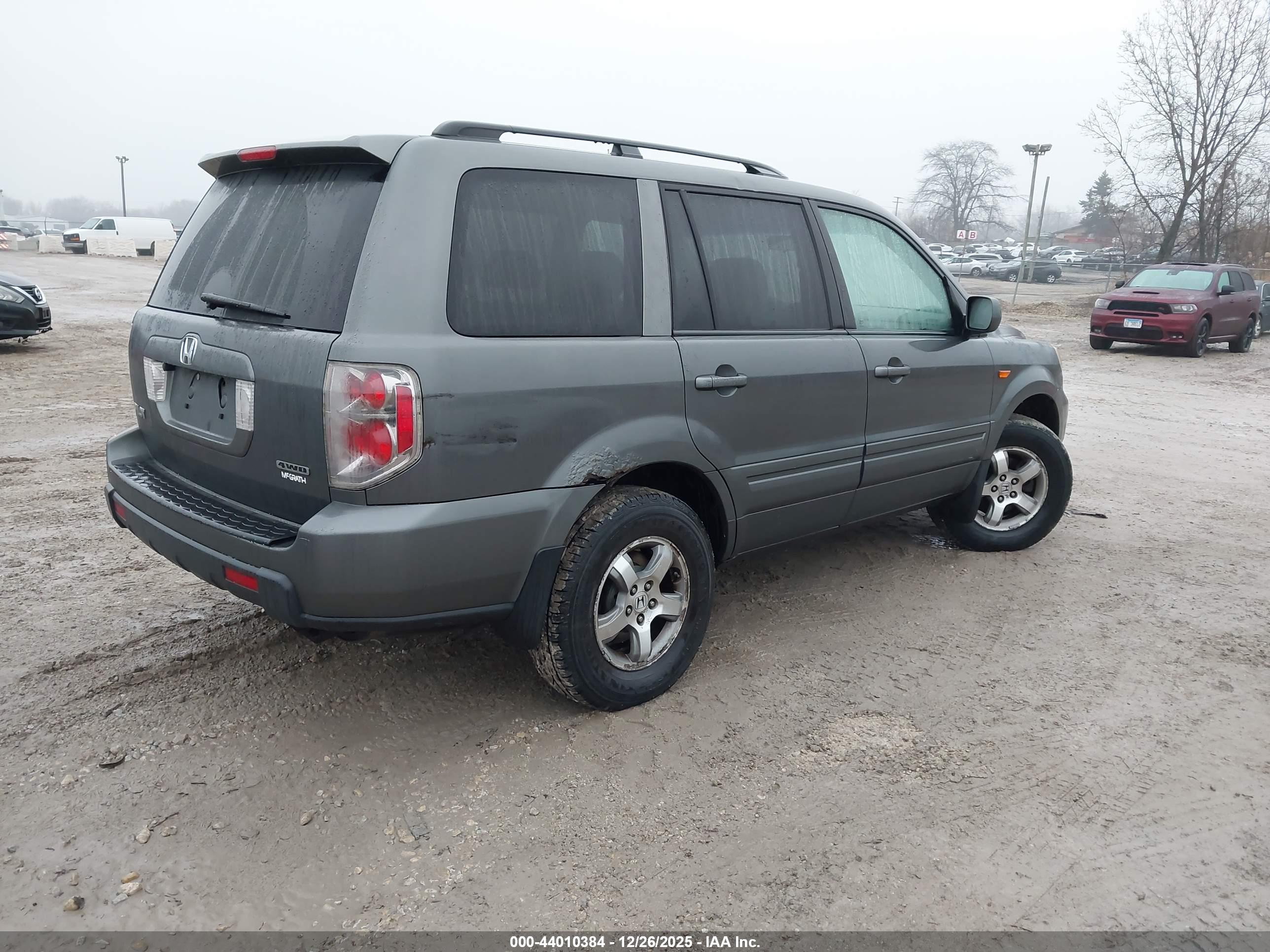 HONDA PILOT image 4