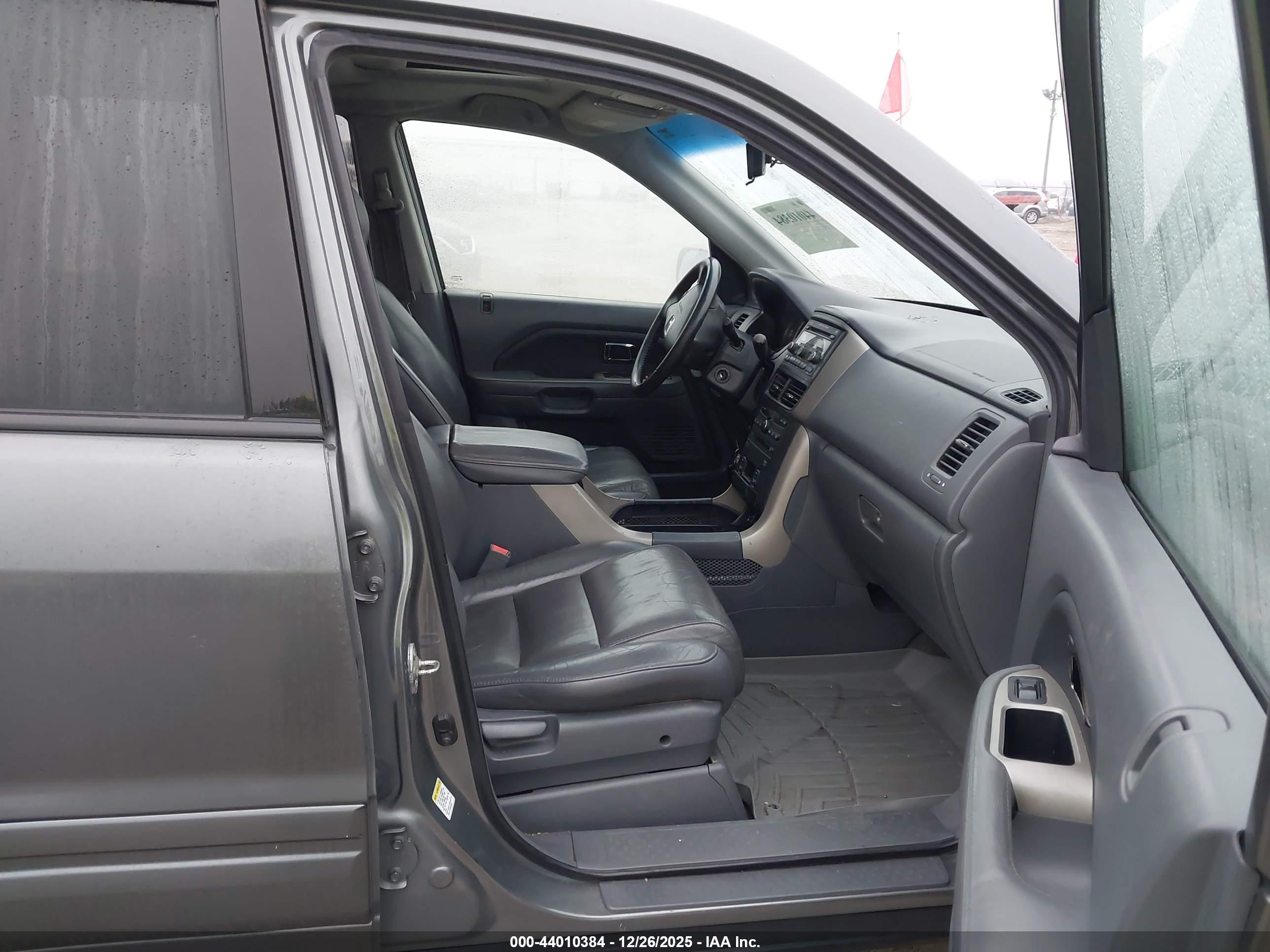 HONDA PILOT image 5