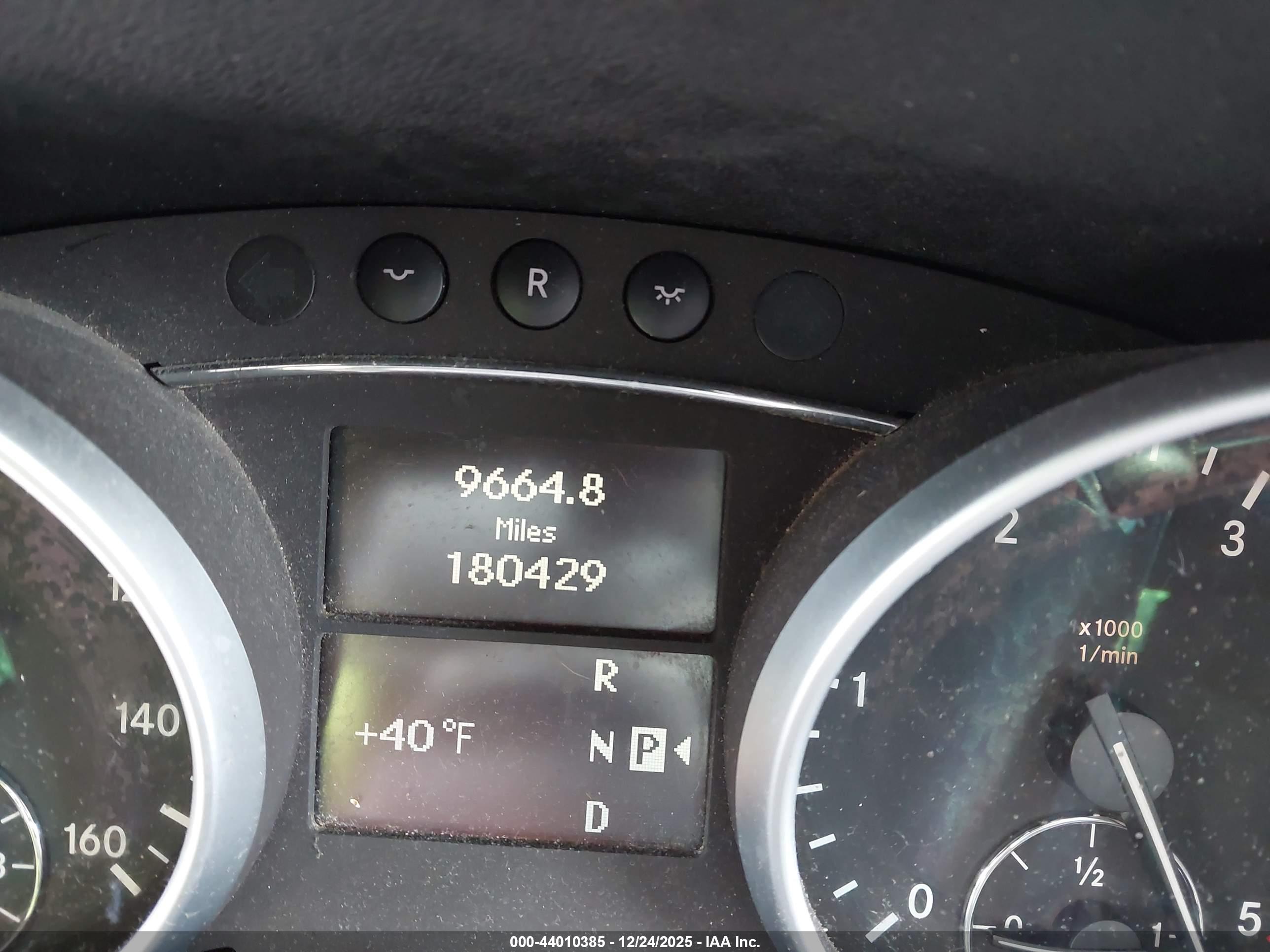 MERCEDES-BENZ ML image 7