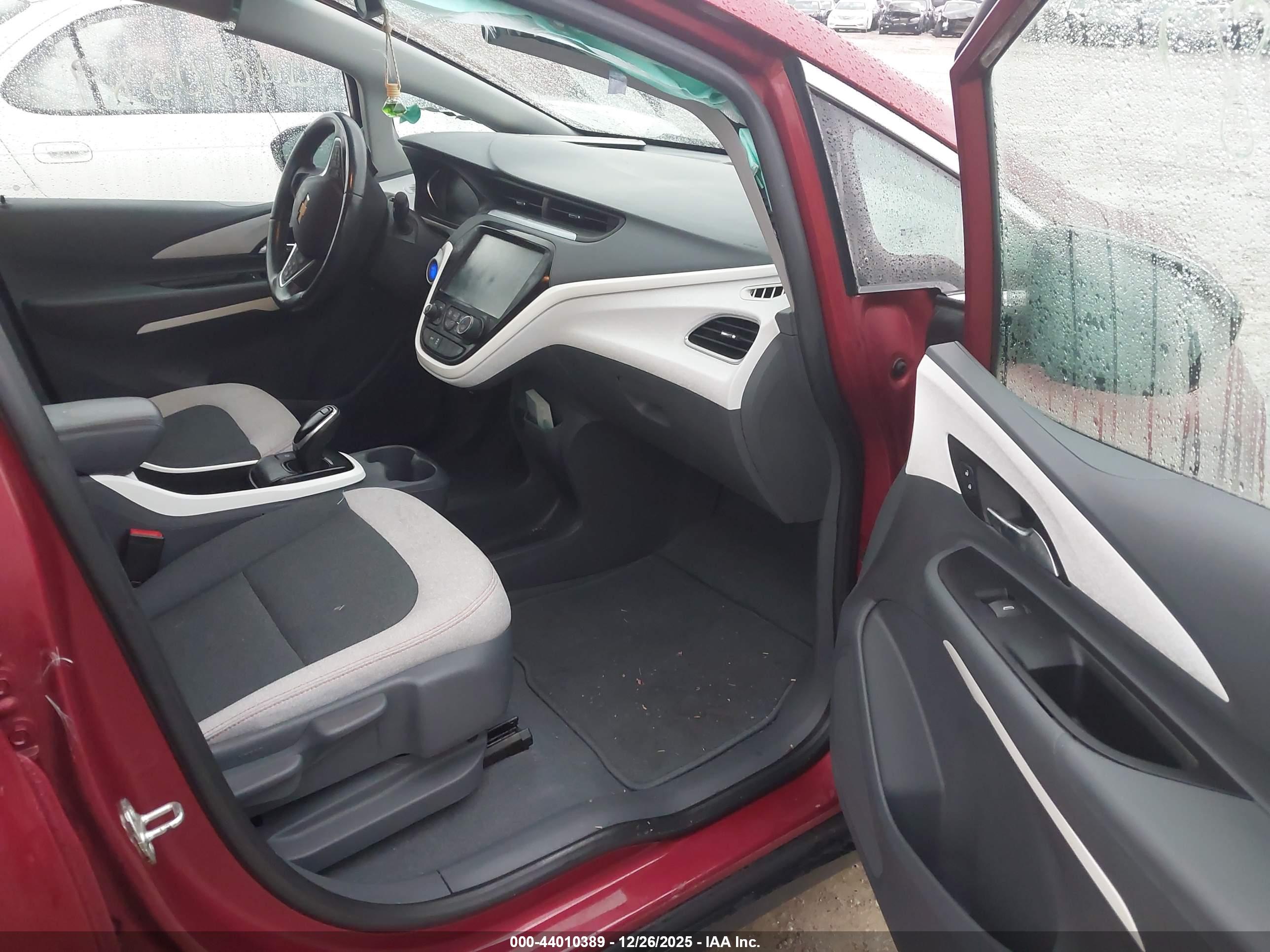 CHEVROLET BOLT image 5