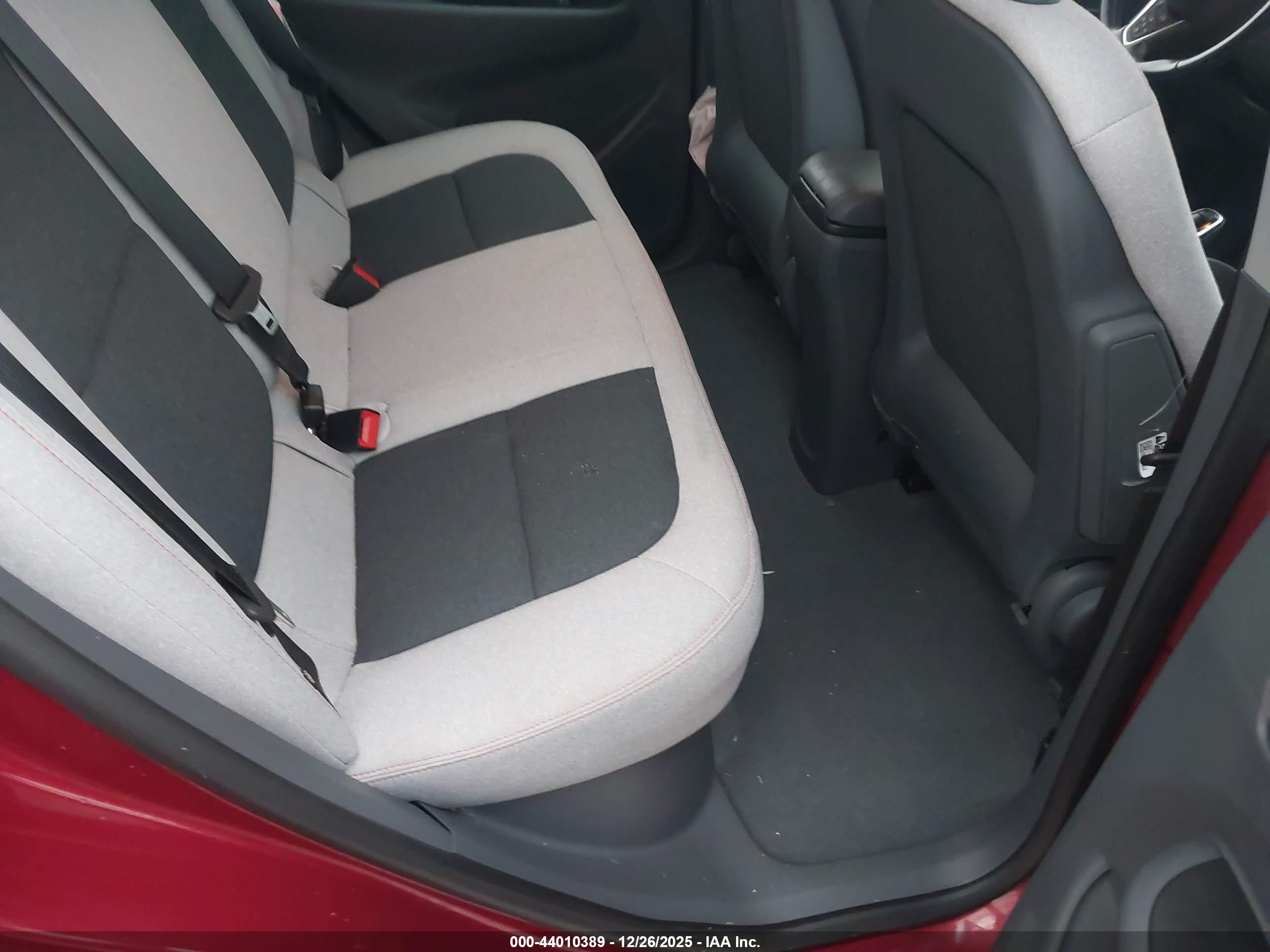 CHEVROLET BOLT image 8