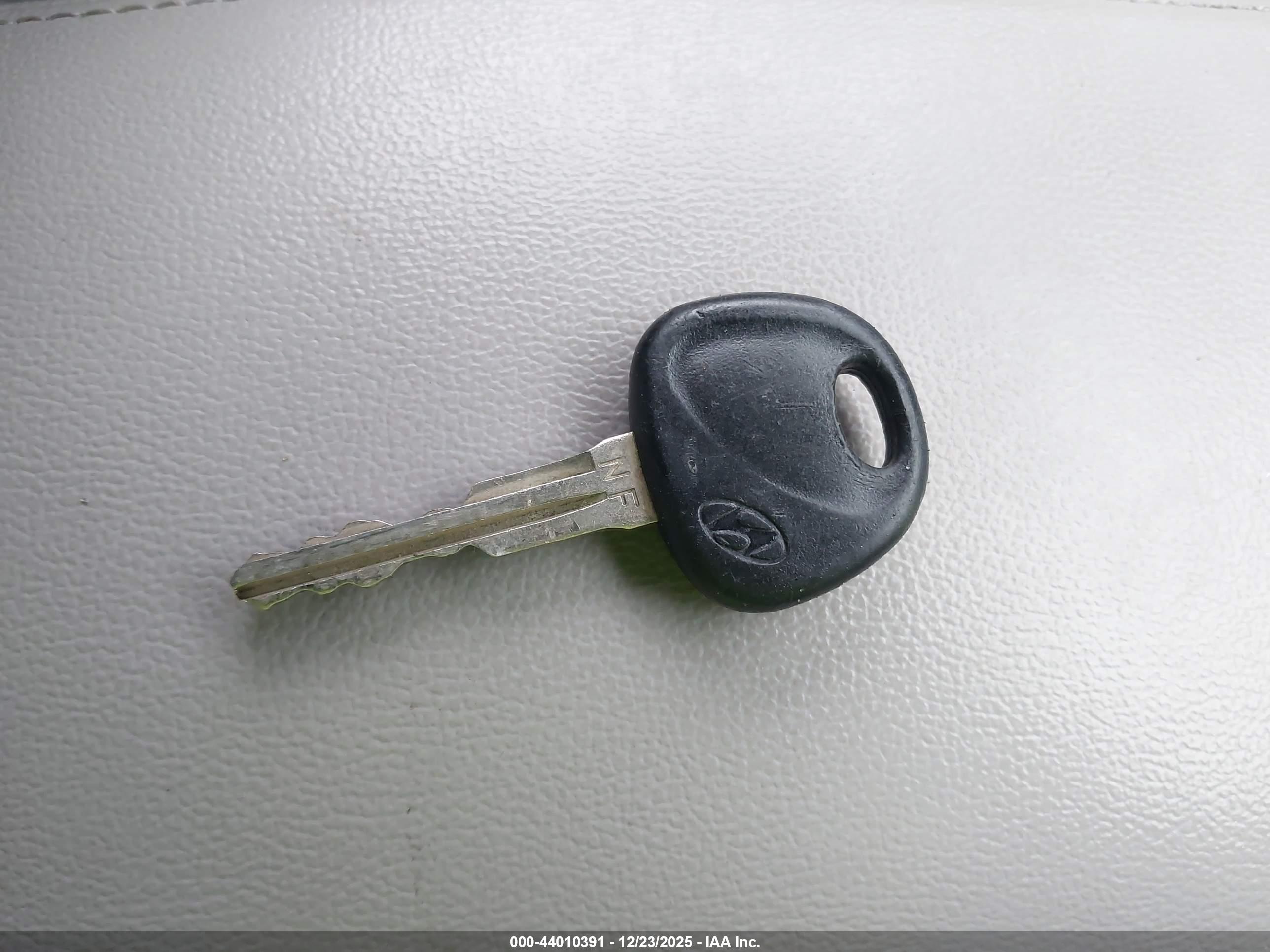 HYUNDAI SONATA image 11