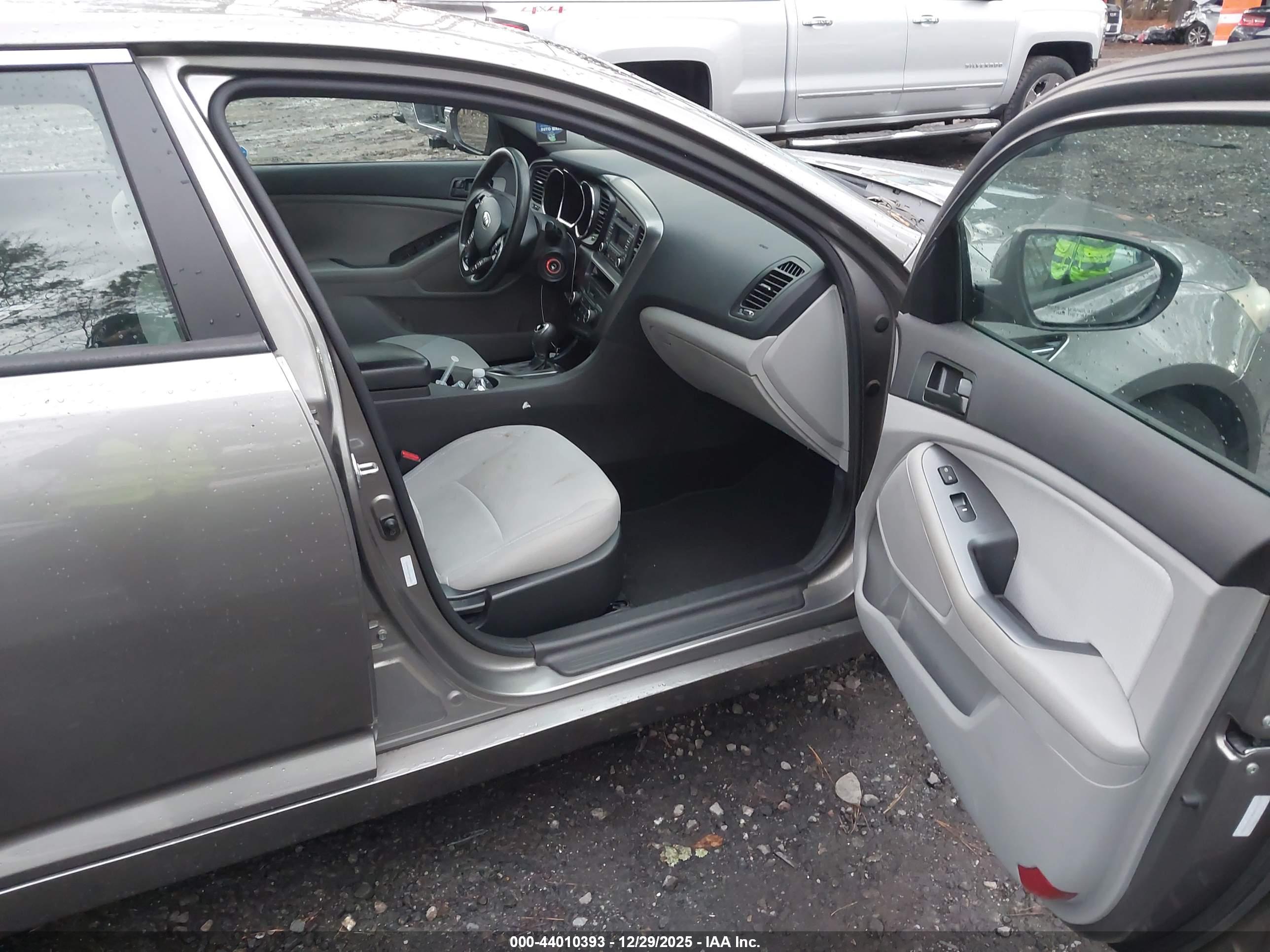 KIA OPTIMA image 5