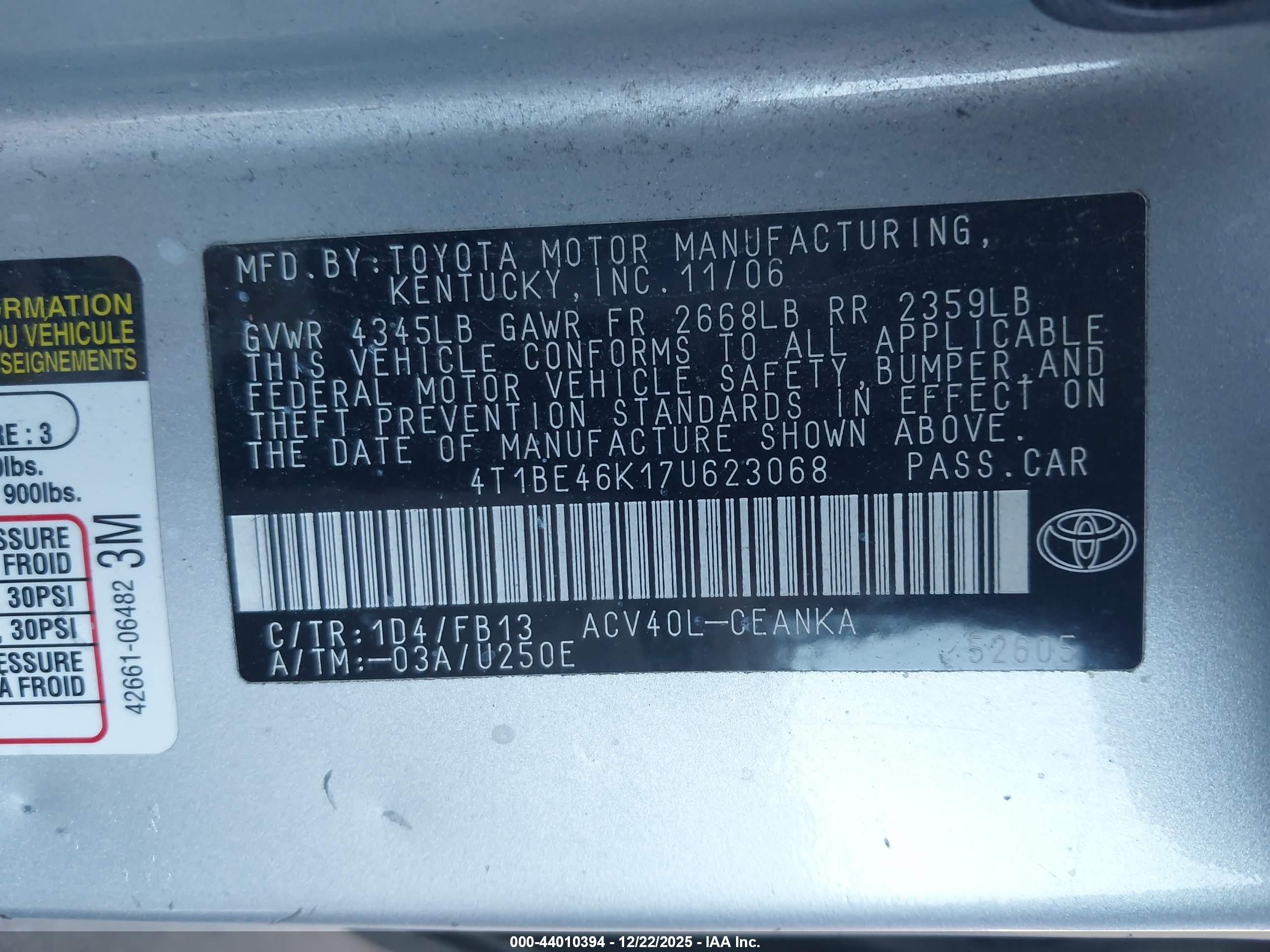 TOYOTA CAMRY image 9