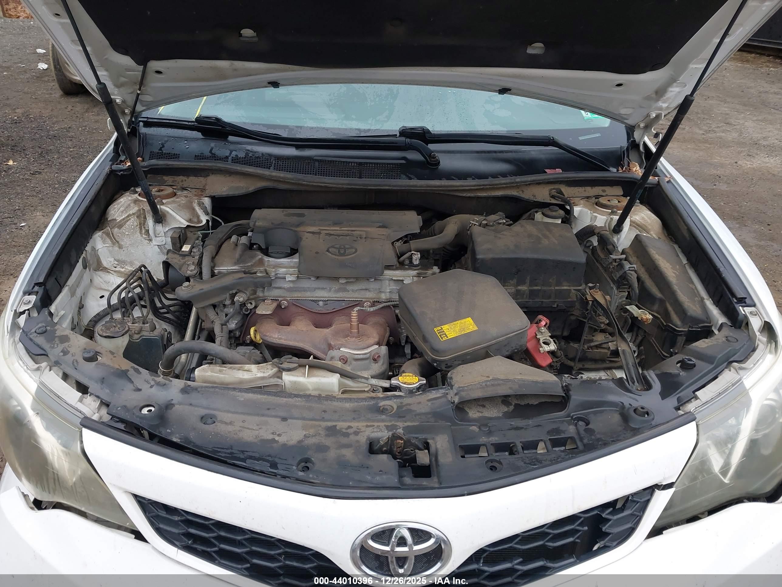 TOYOTA CAMRY image 10