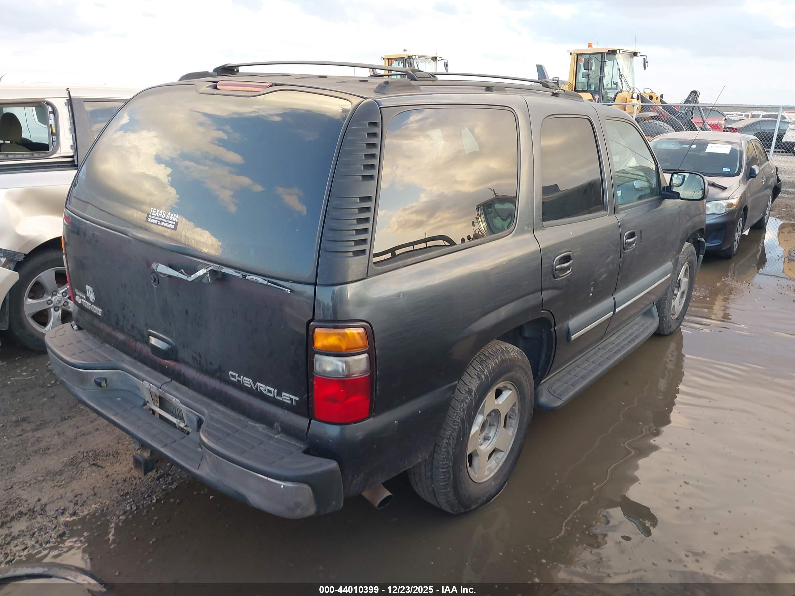 CHEVROLET TAHOE image 4