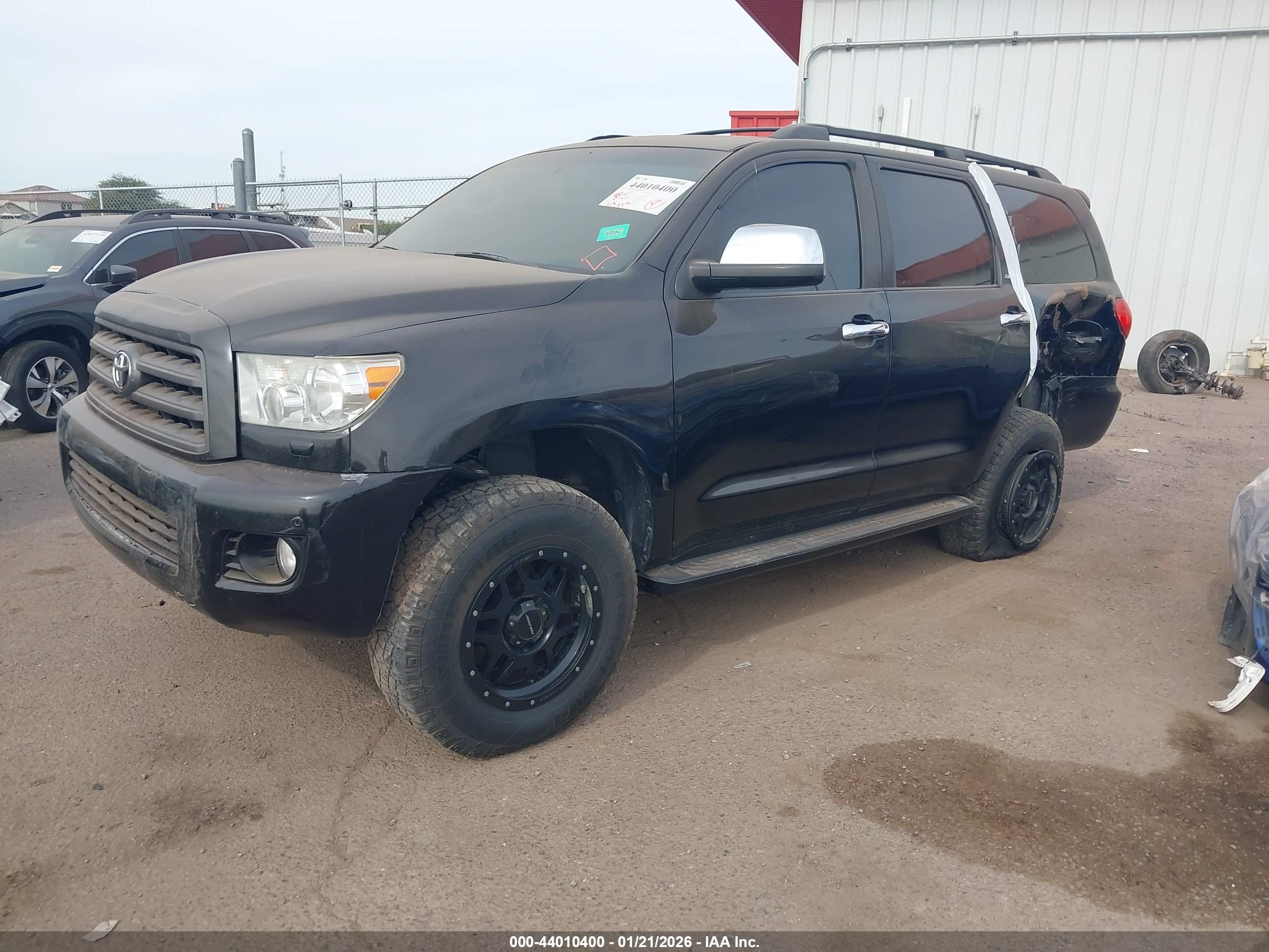 TOYOTA SEQUOIA image 2