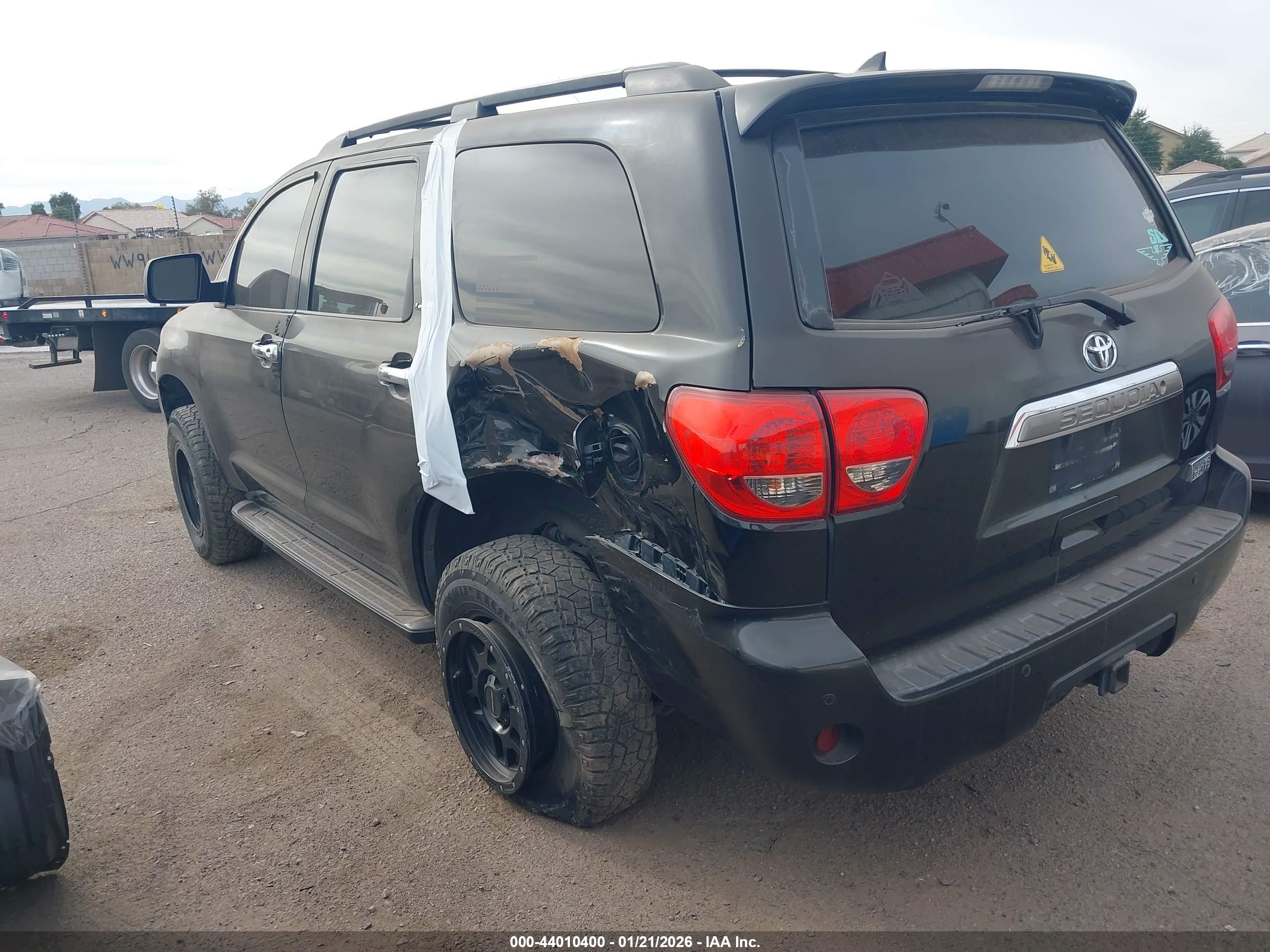 TOYOTA SEQUOIA image 3