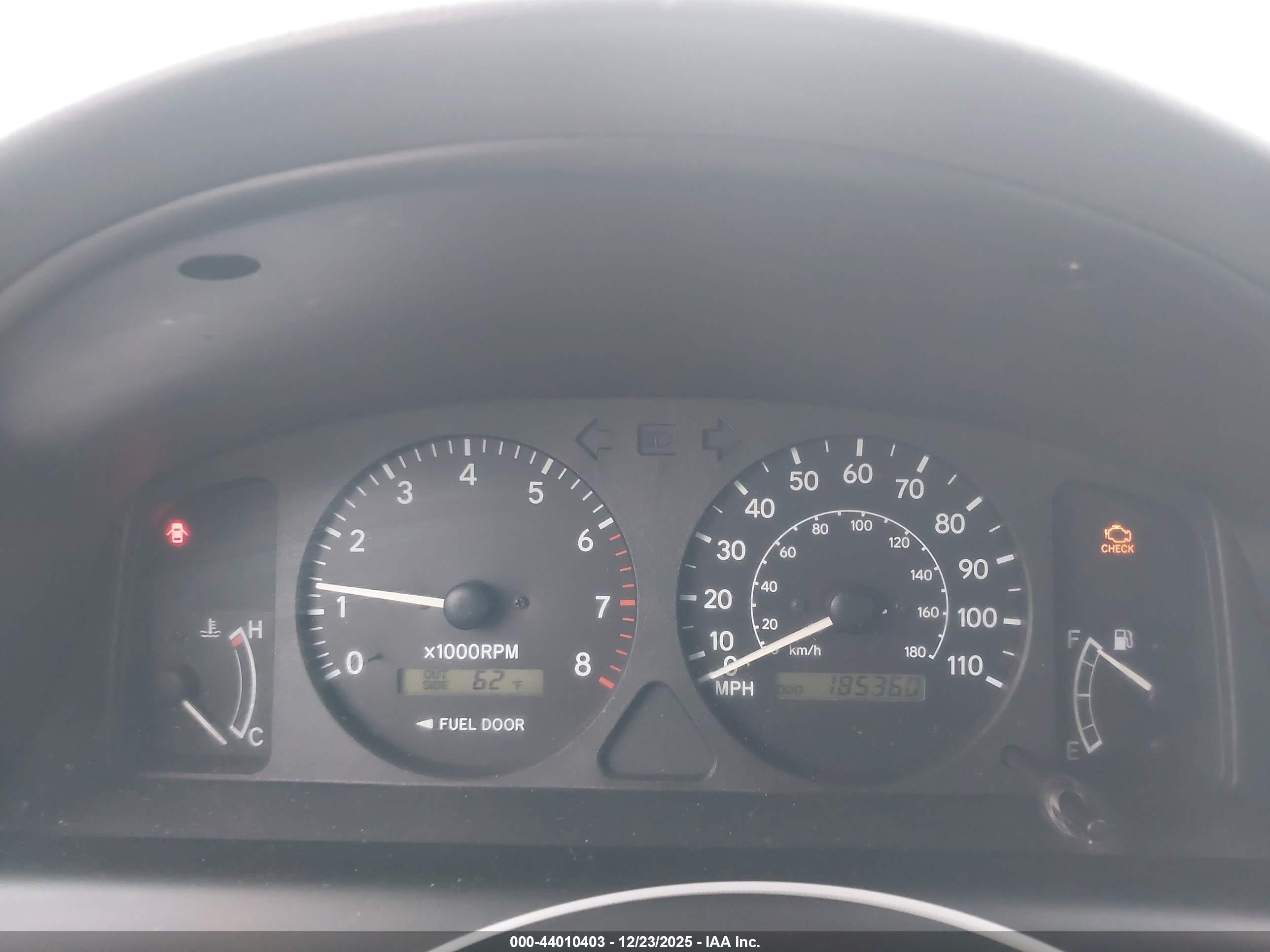 TOYOTA COROLLA image 7