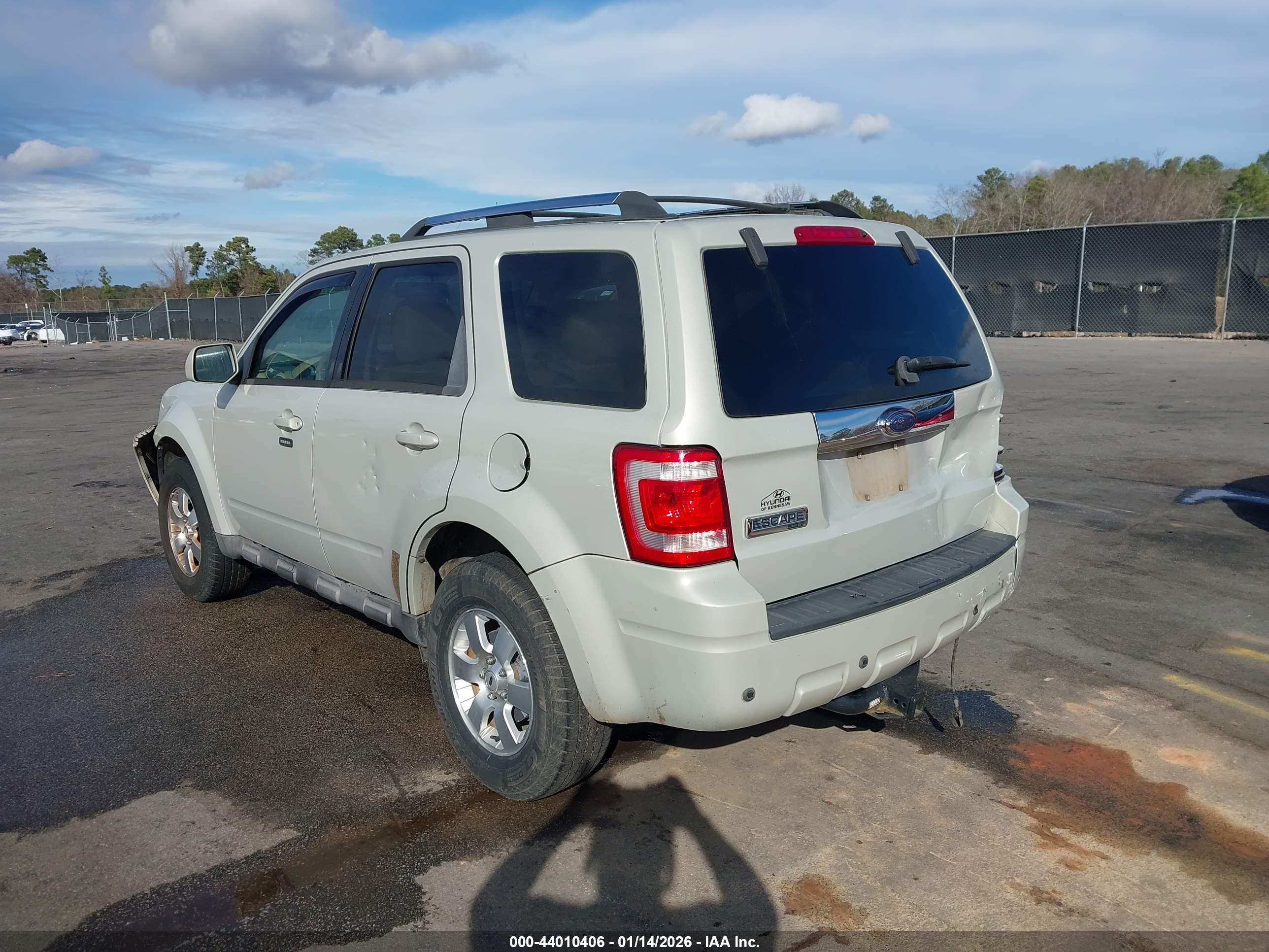 FORD ESCAPE image 3