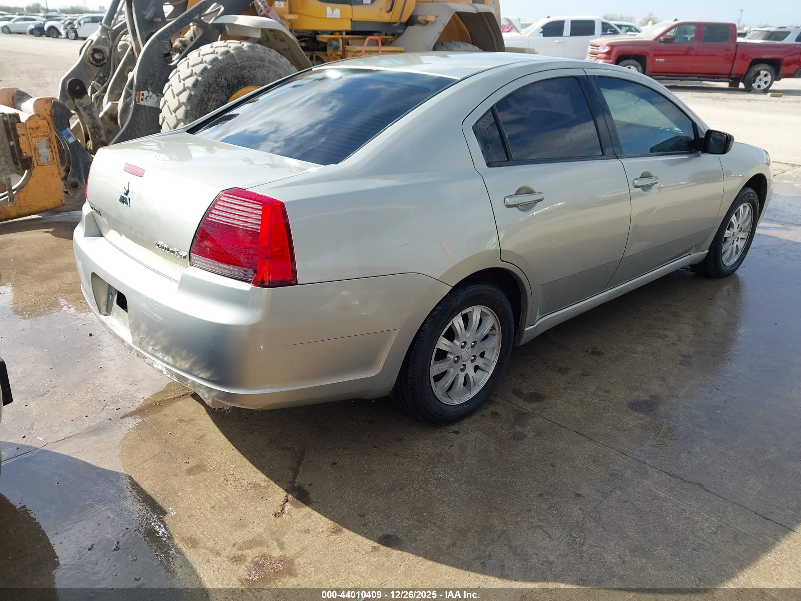 MITSUBISHI GALANT image 4