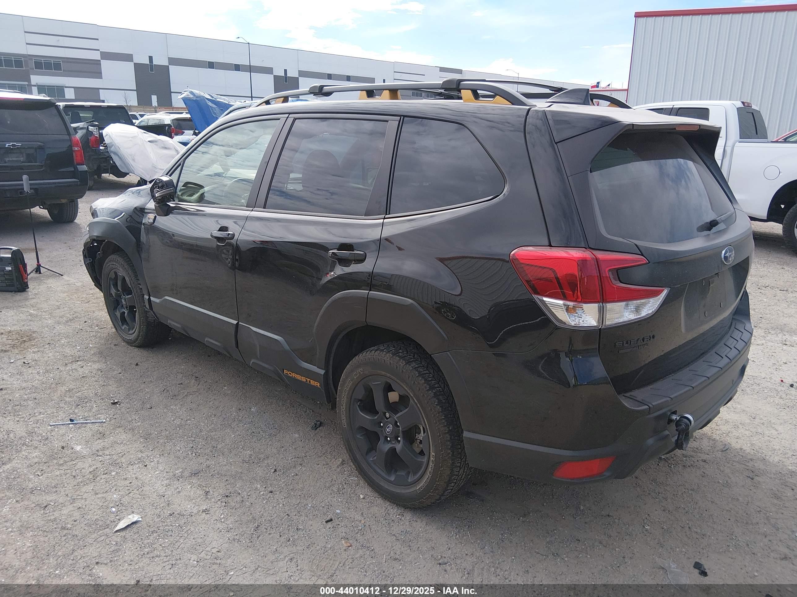 SUBARU FORESTER image 3