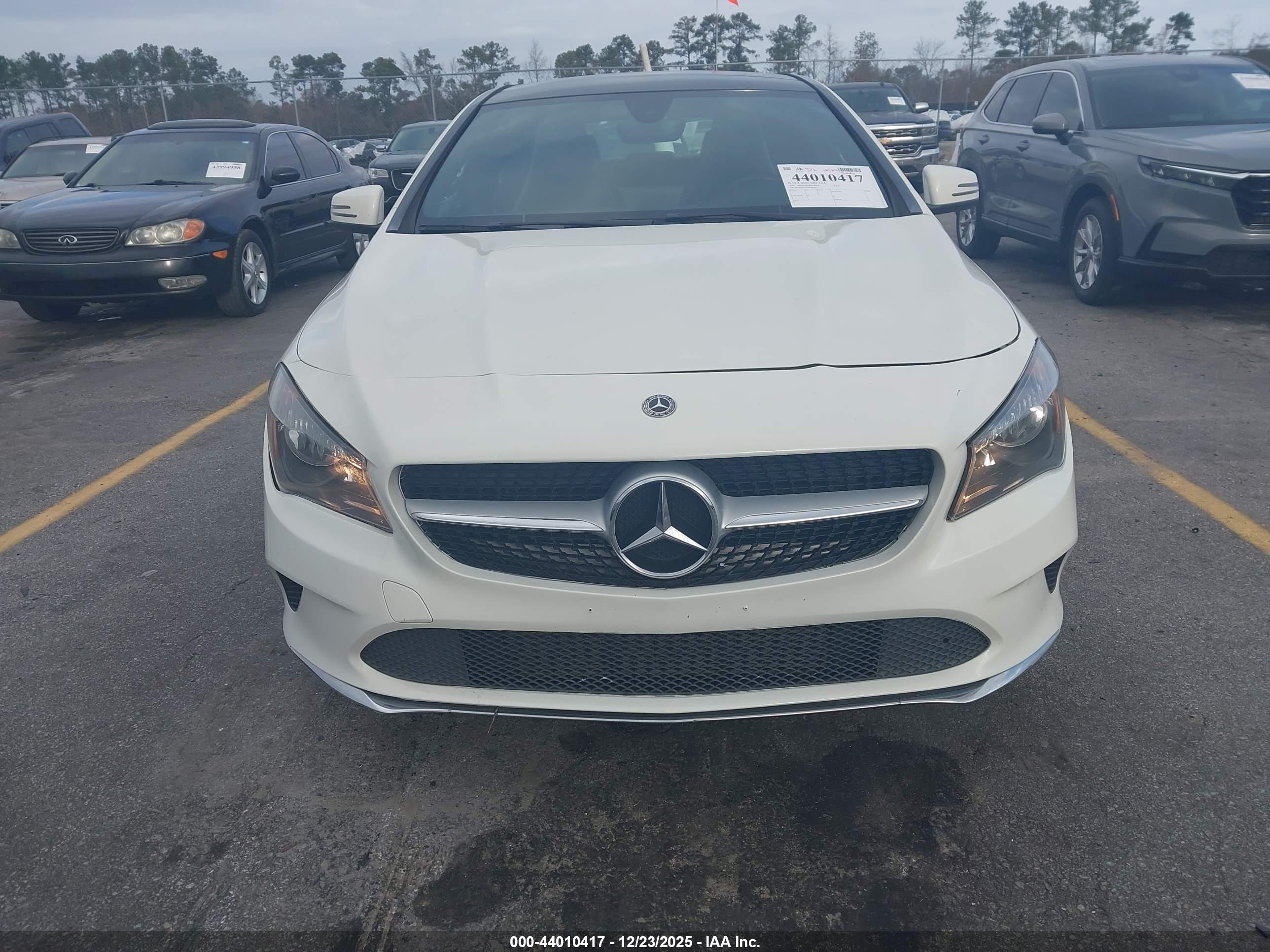 MERCEDES-BENZ CLA image 6