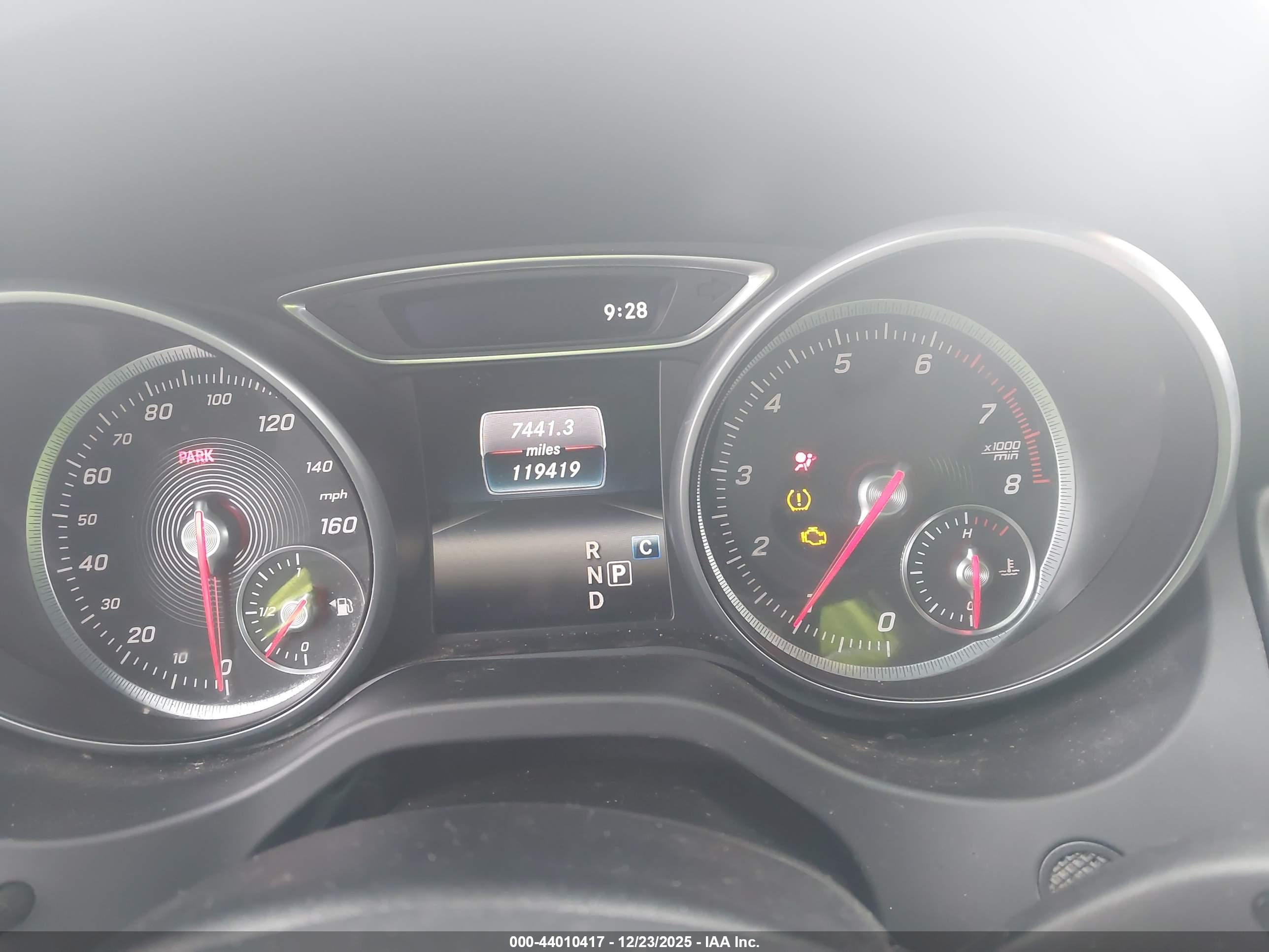 MERCEDES-BENZ CLA image 7