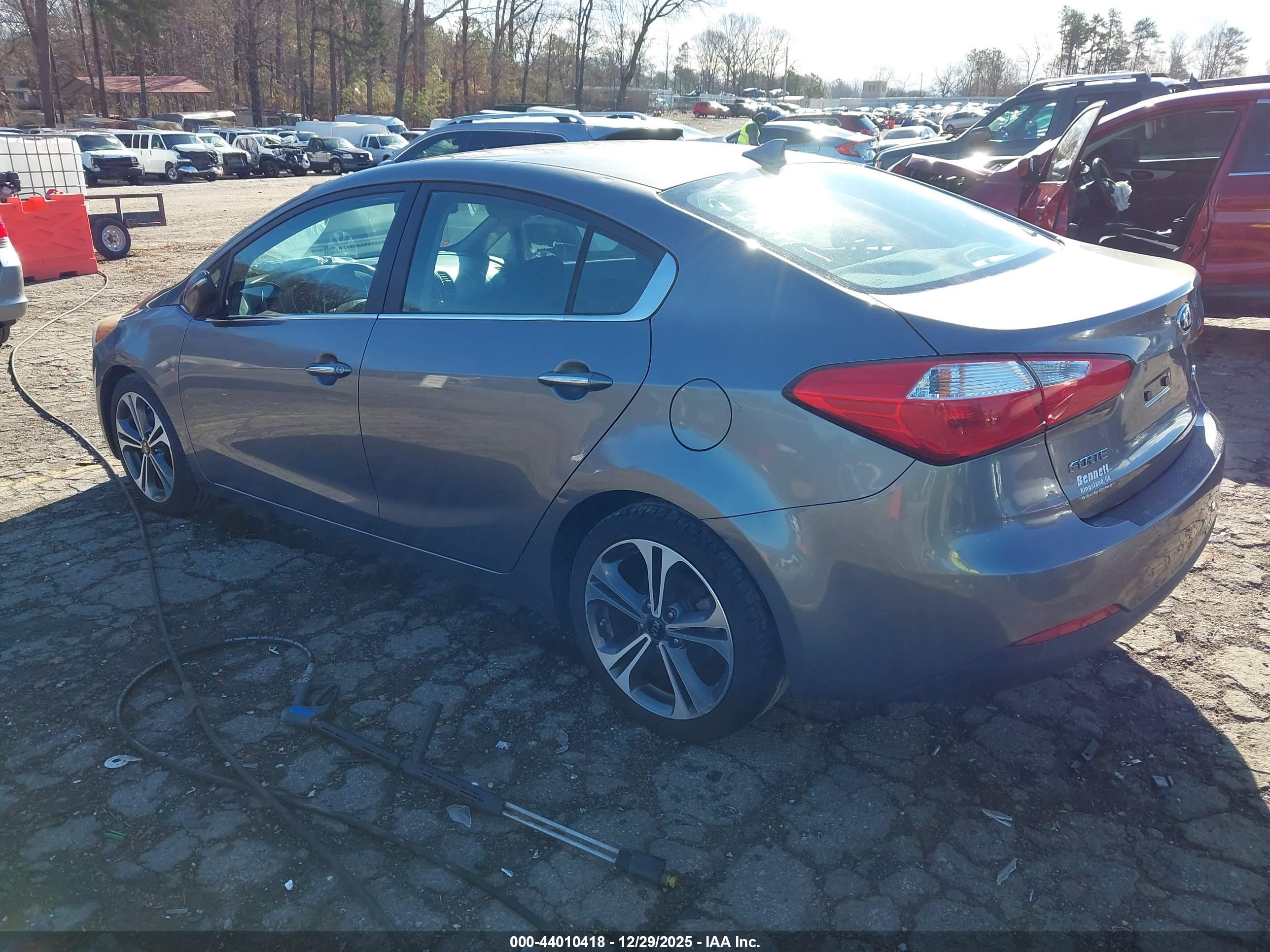 KIA FORTE image 3
