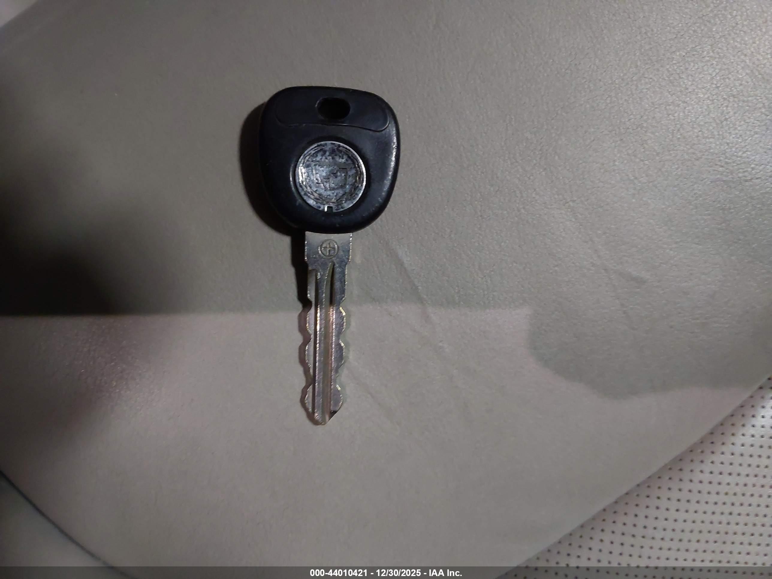CADILLAC DTS image 11
