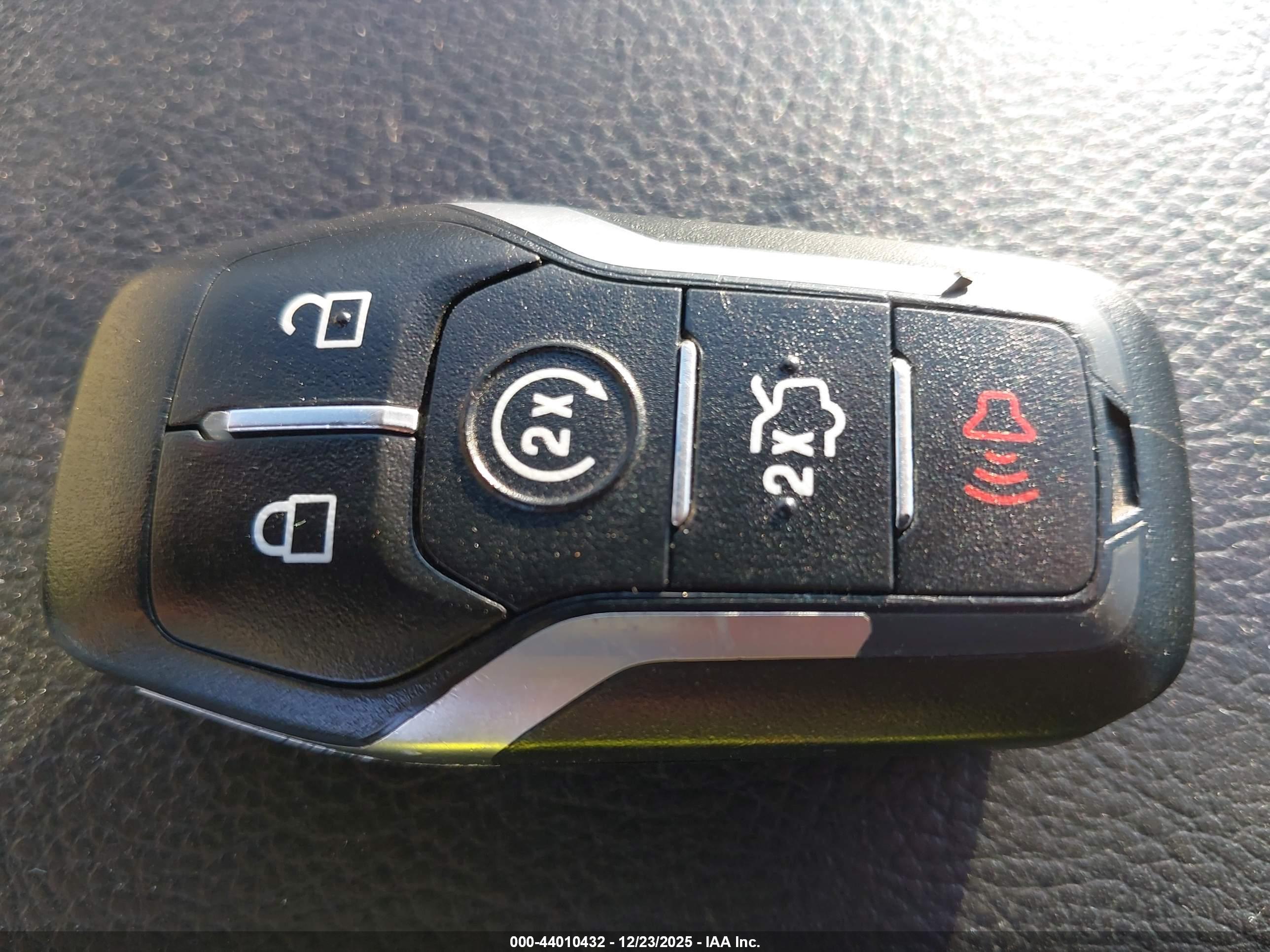 FORD EDGE image 11