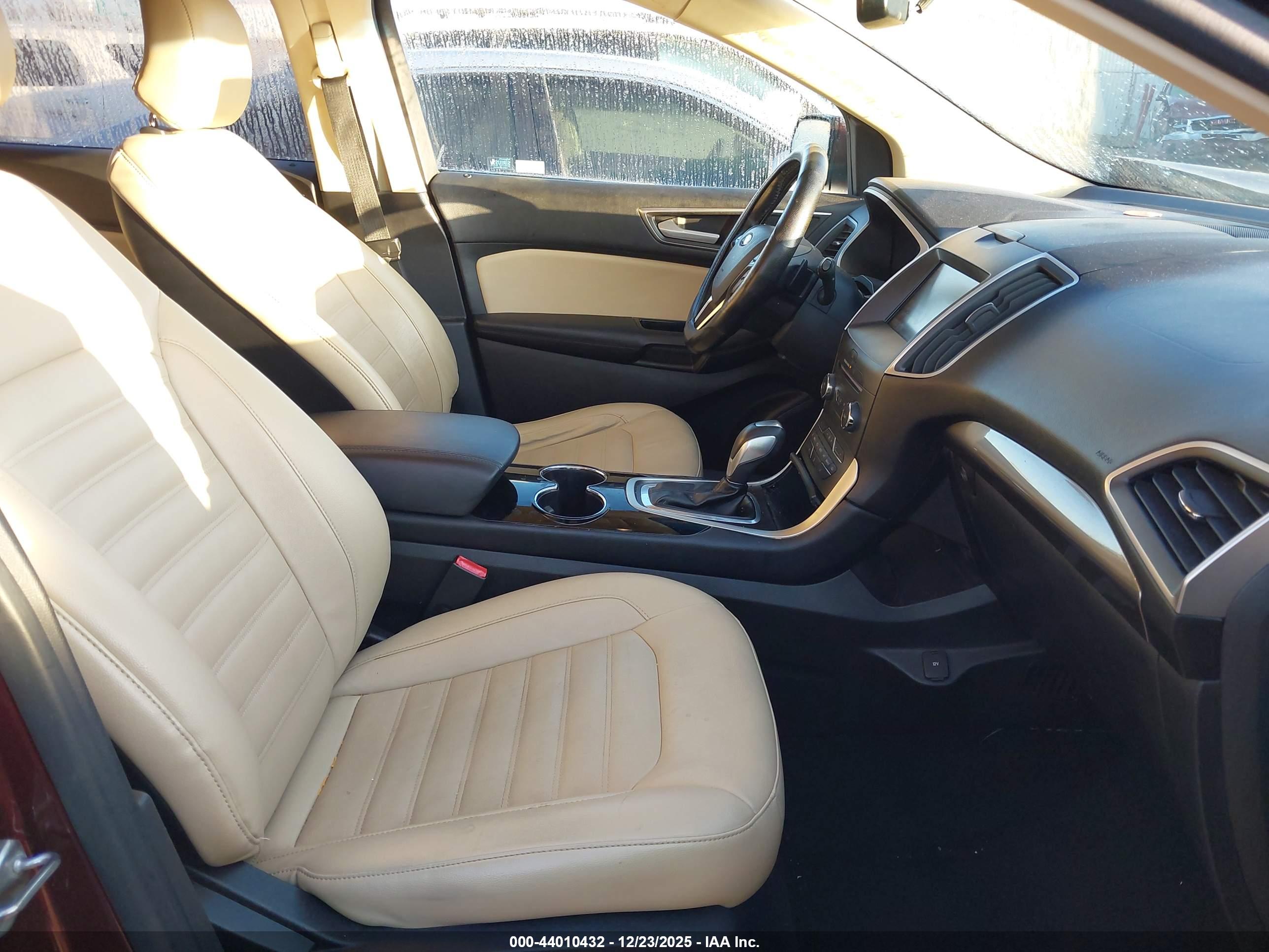 FORD EDGE image 5